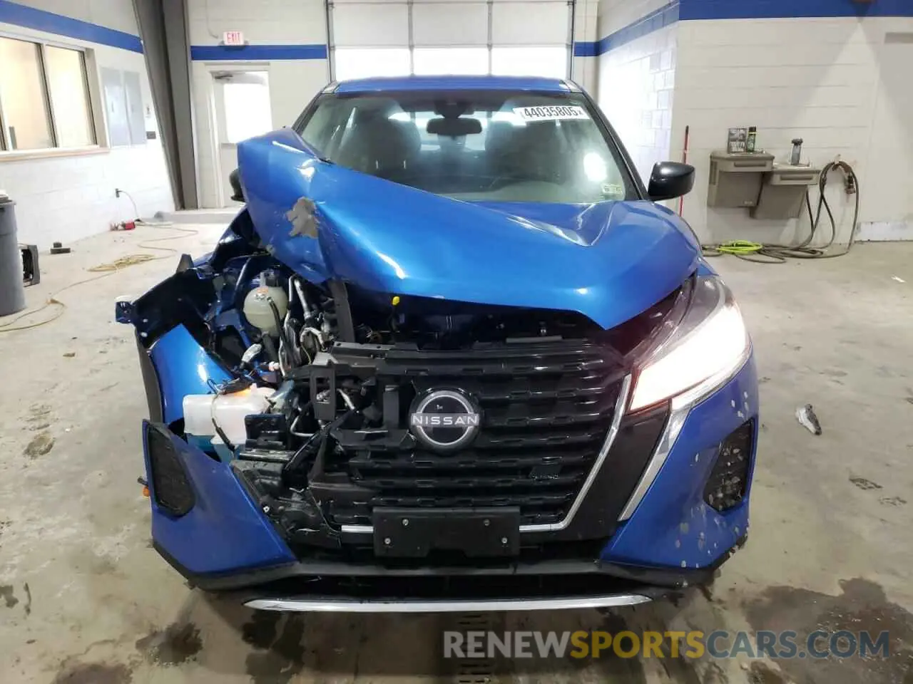 5 Photograph of a damaged car 3N1CP5BV4PL535752 NISSAN KICKS 2023