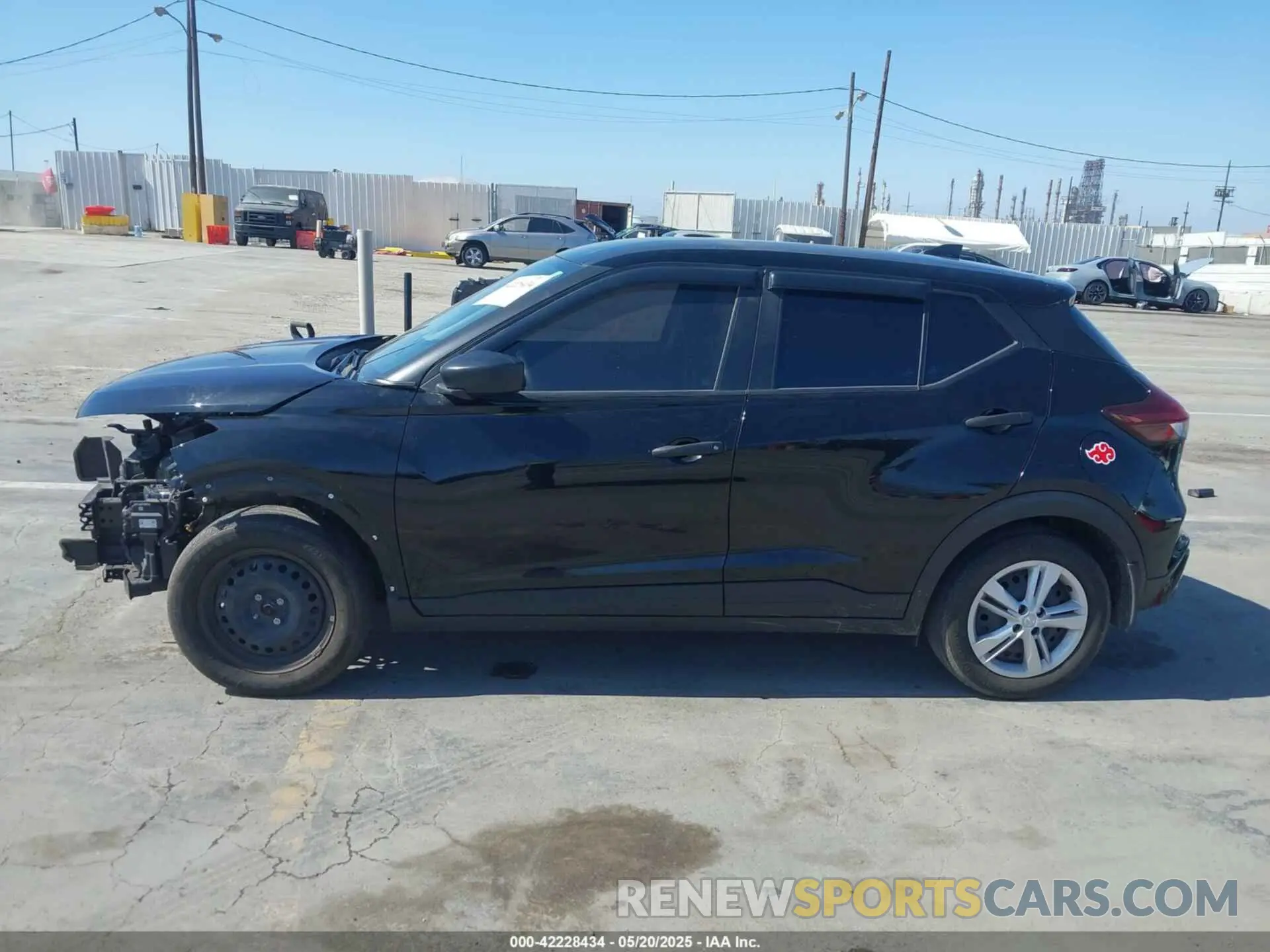 15 Photograph of a damaged car 3N1CP5BV5PL555492 NISSAN KICKS 2023