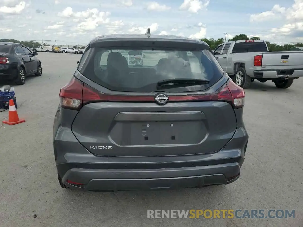 6 Photograph of a damaged car 3N1CP5BV6PL528219 NISSAN KICKS 2023