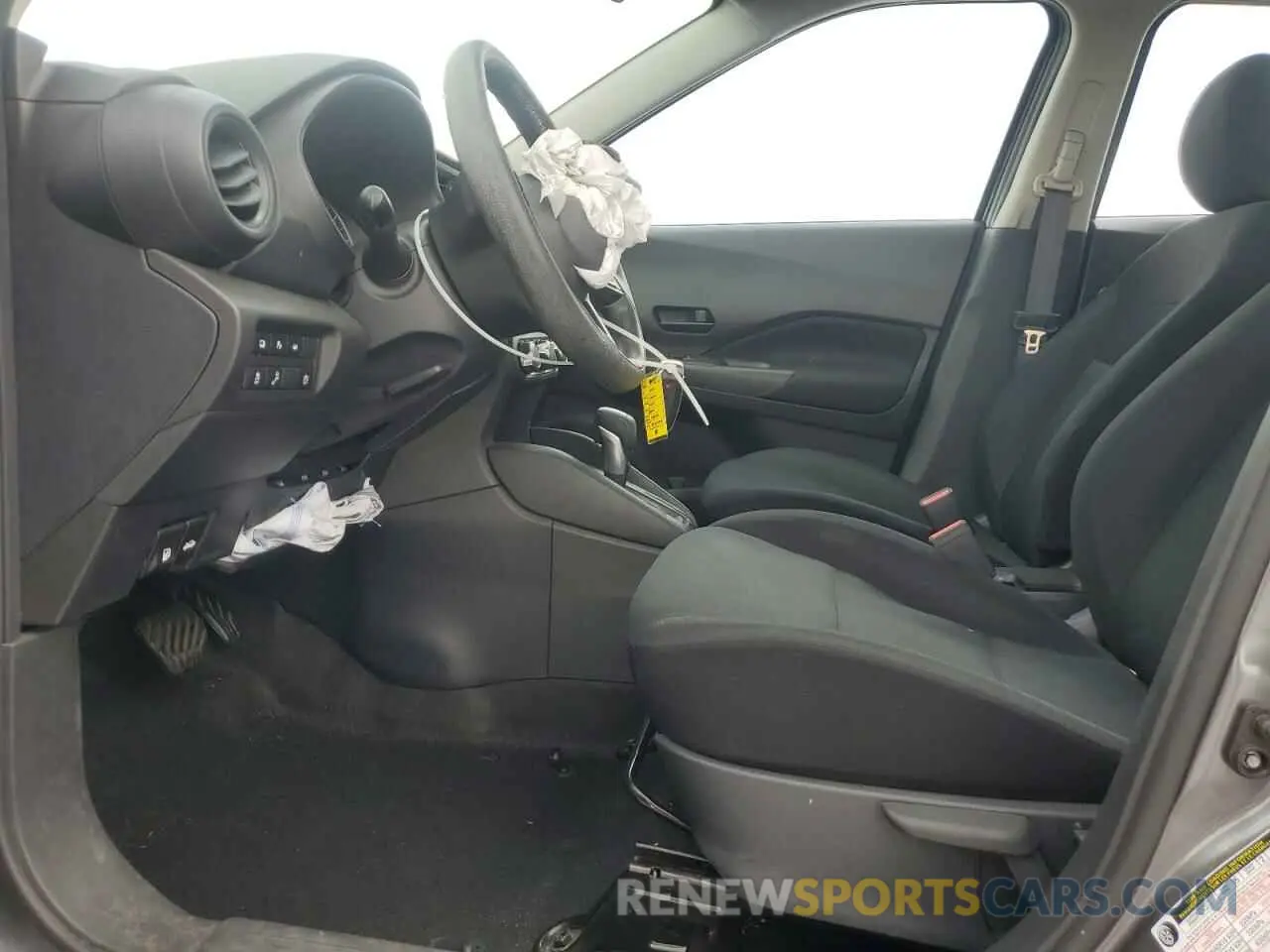 7 Photograph of a damaged car 3N1CP5BV6PL528219 NISSAN KICKS 2023
