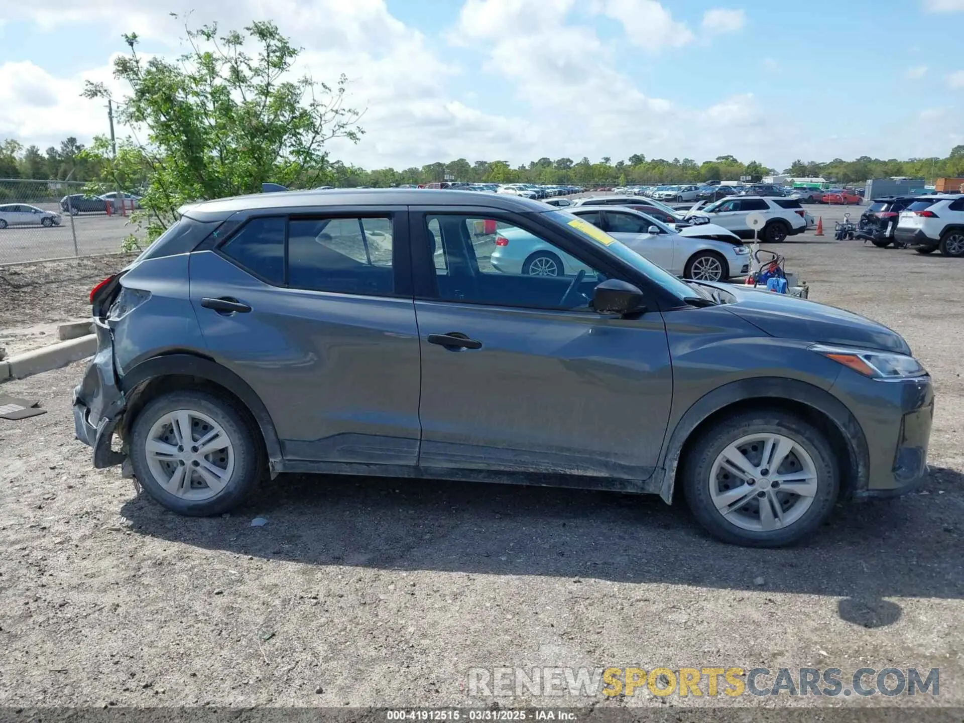 13 Photograph of a damaged car 3N1CP5BV7PL500767 NISSAN KICKS 2023