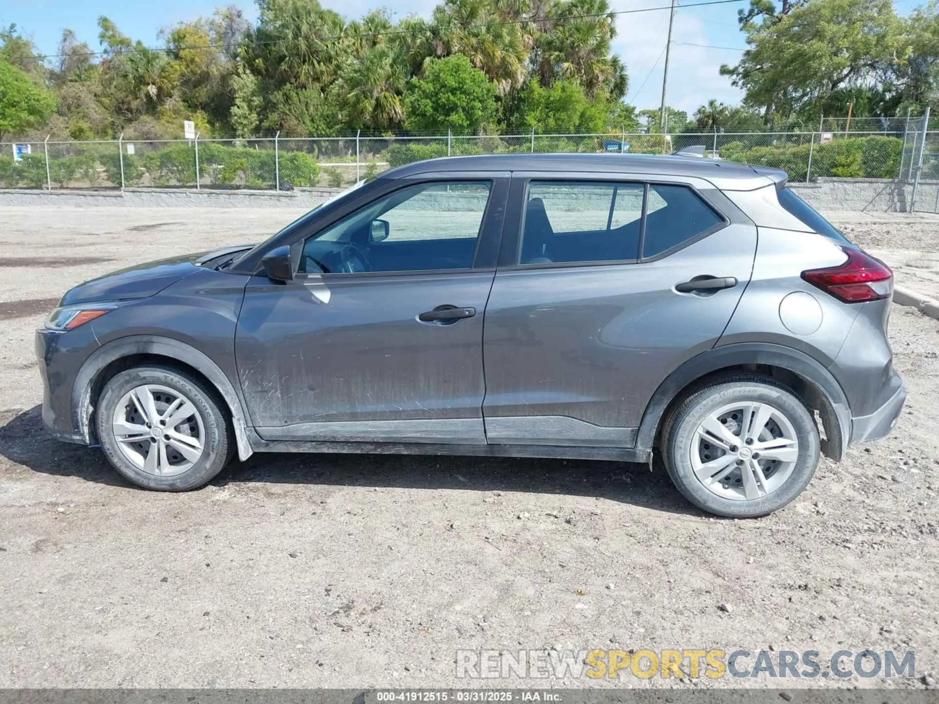 14 Photograph of a damaged car 3N1CP5BV7PL500767 NISSAN KICKS 2023