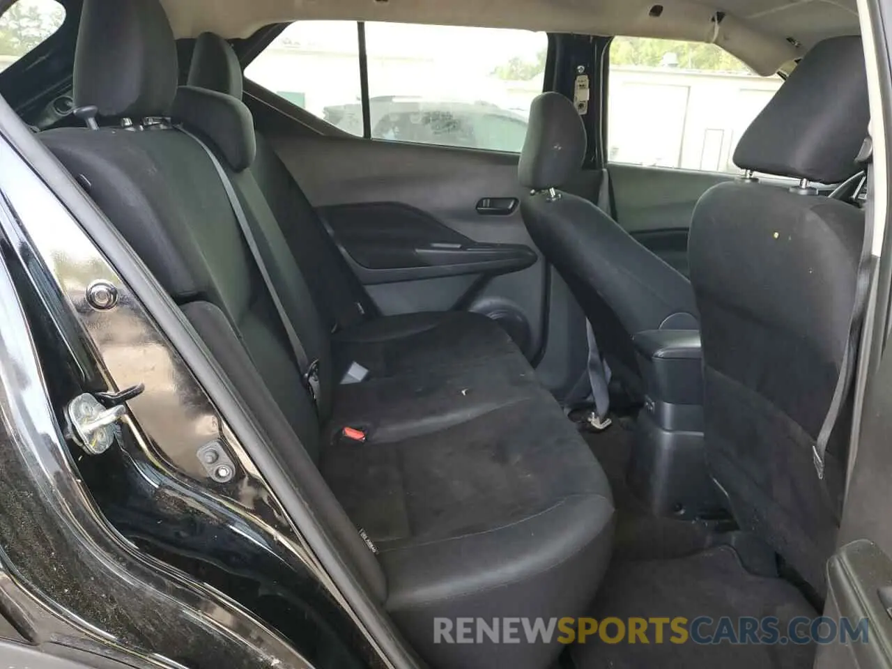 11 Photograph of a damaged car 3N1CP5BV7PL505032 NISSAN KICKS 2023