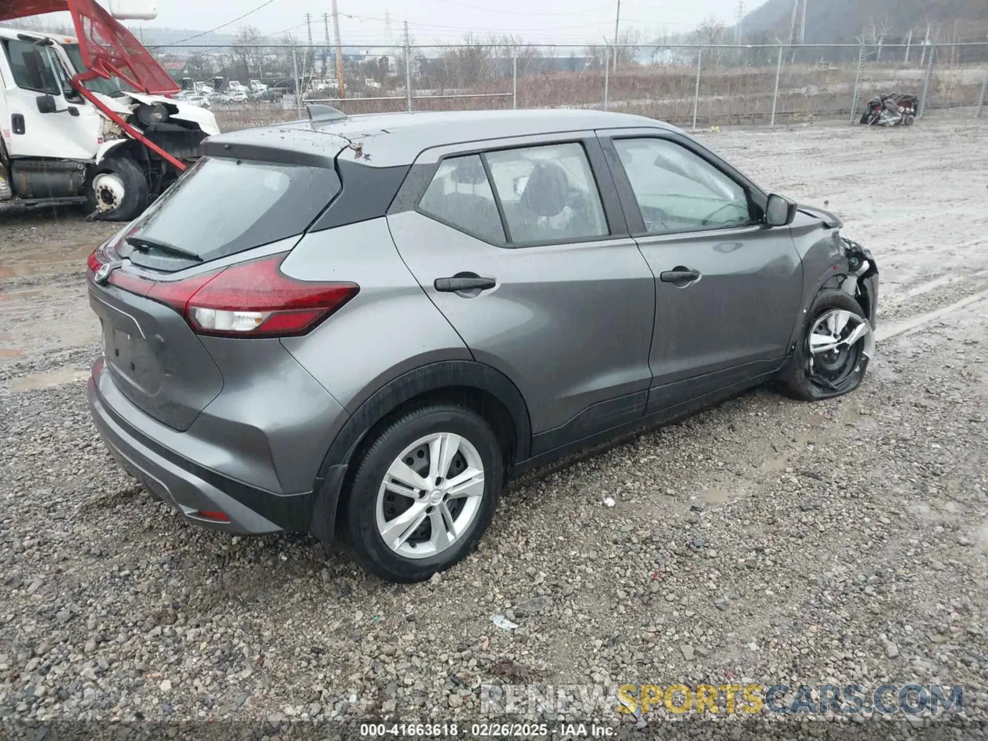 4 Photograph of a damaged car 3N1CP5BV7PL570740 NISSAN KICKS 2023