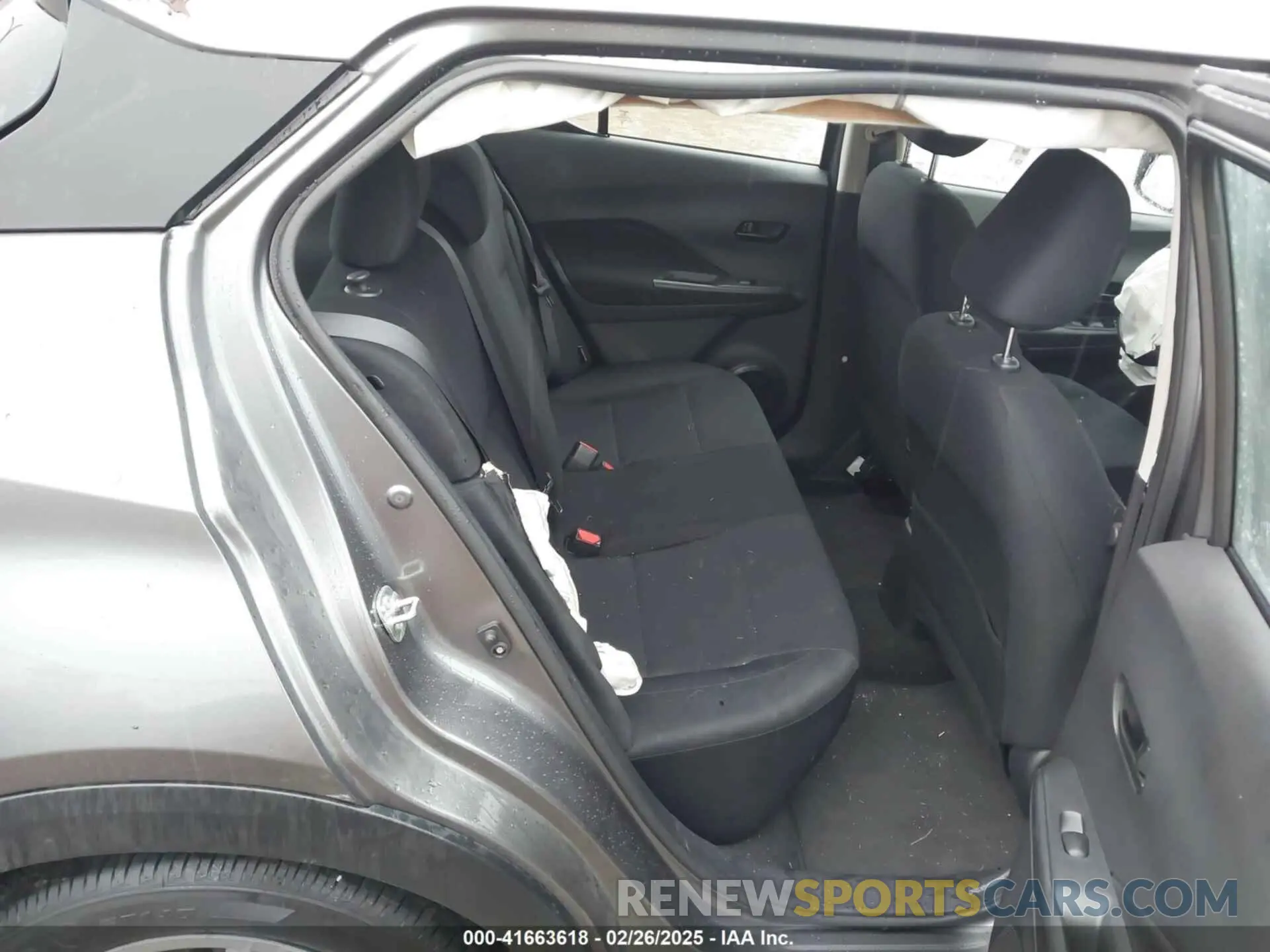 8 Photograph of a damaged car 3N1CP5BV7PL570740 NISSAN KICKS 2023