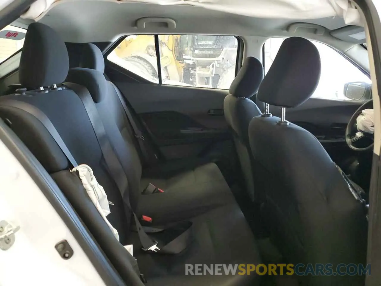 10 Photograph of a damaged car 3N1CP5BV8PL491755 NISSAN KICKS 2023