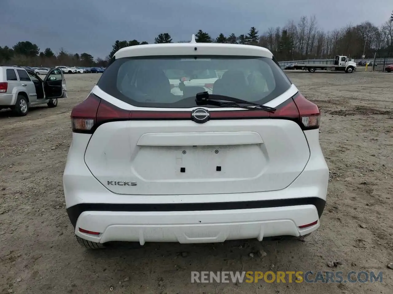 6 Photograph of a damaged car 3N1CP5BV8PL511857 NISSAN KICKS 2023