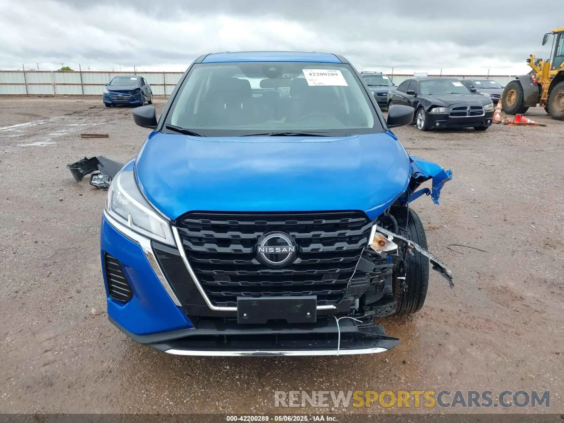13 Photograph of a damaged car 3N1CP5BV8PL560718 NISSAN KICKS 2023