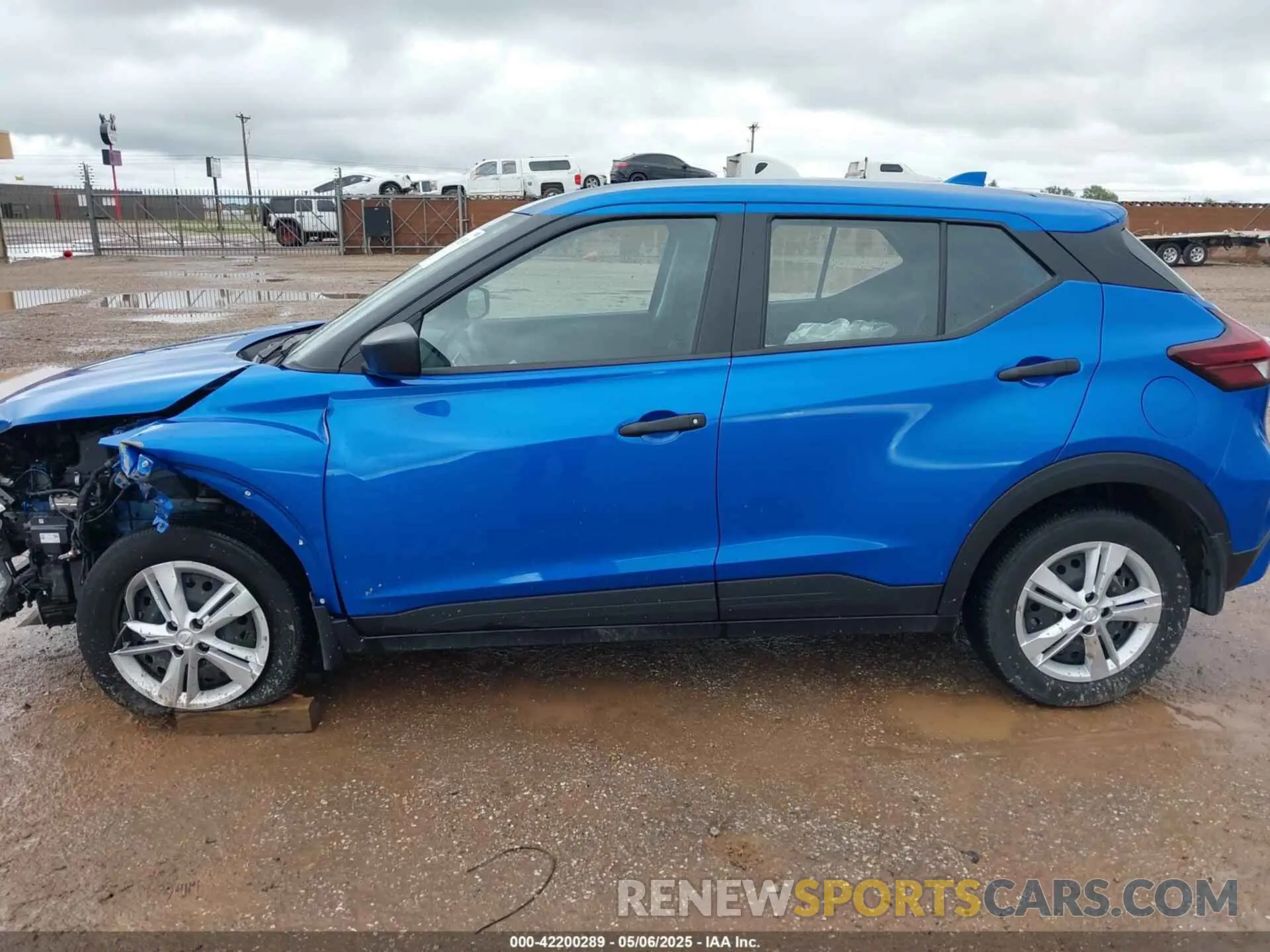 15 Photograph of a damaged car 3N1CP5BV8PL560718 NISSAN KICKS 2023