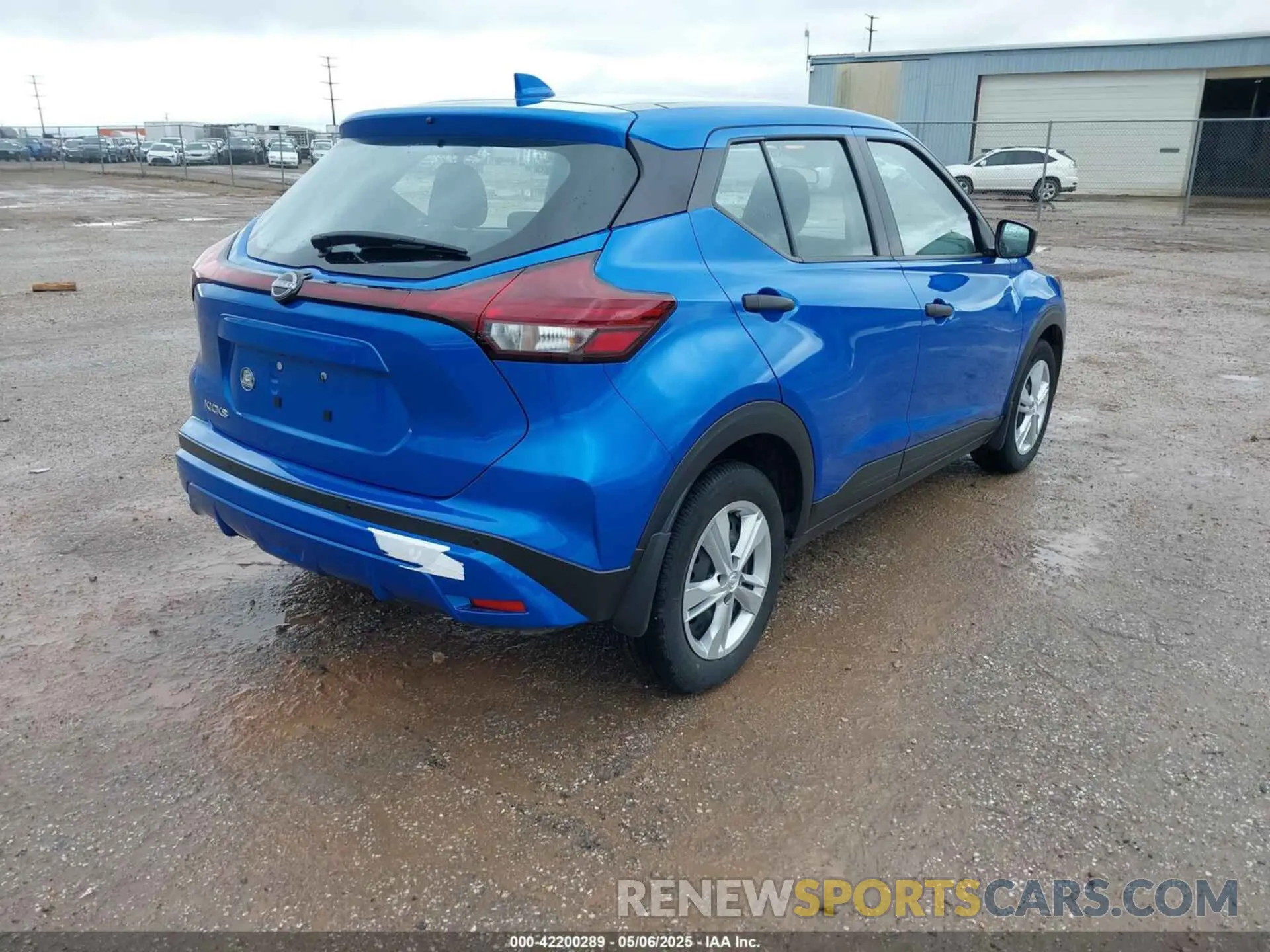 4 Photograph of a damaged car 3N1CP5BV8PL560718 NISSAN KICKS 2023