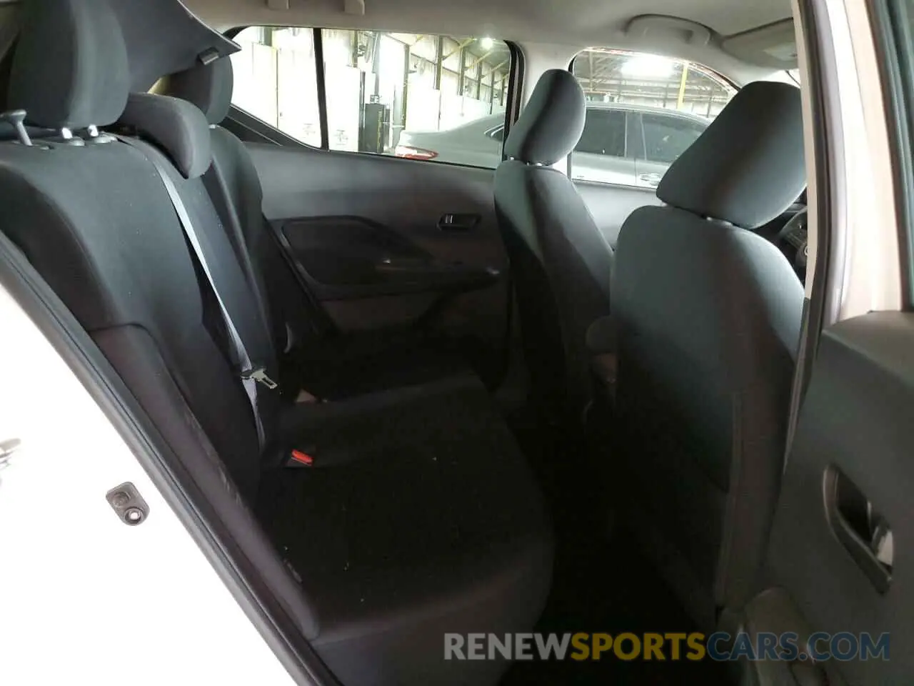 10 Photograph of a damaged car 3N1CP5BV9PL505663 NISSAN KICKS 2023