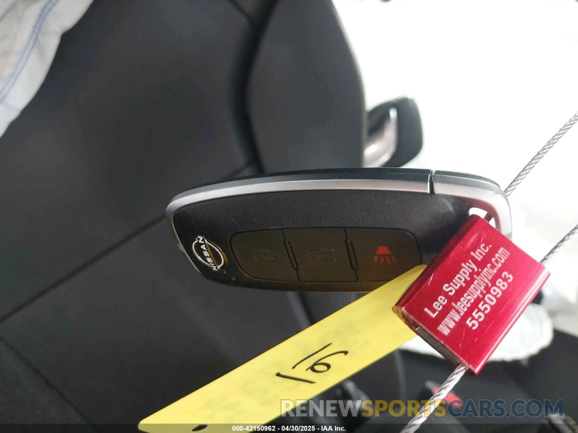 11 Photograph of a damaged car 3N1CP5BV9PL561294 NISSAN KICKS 2023