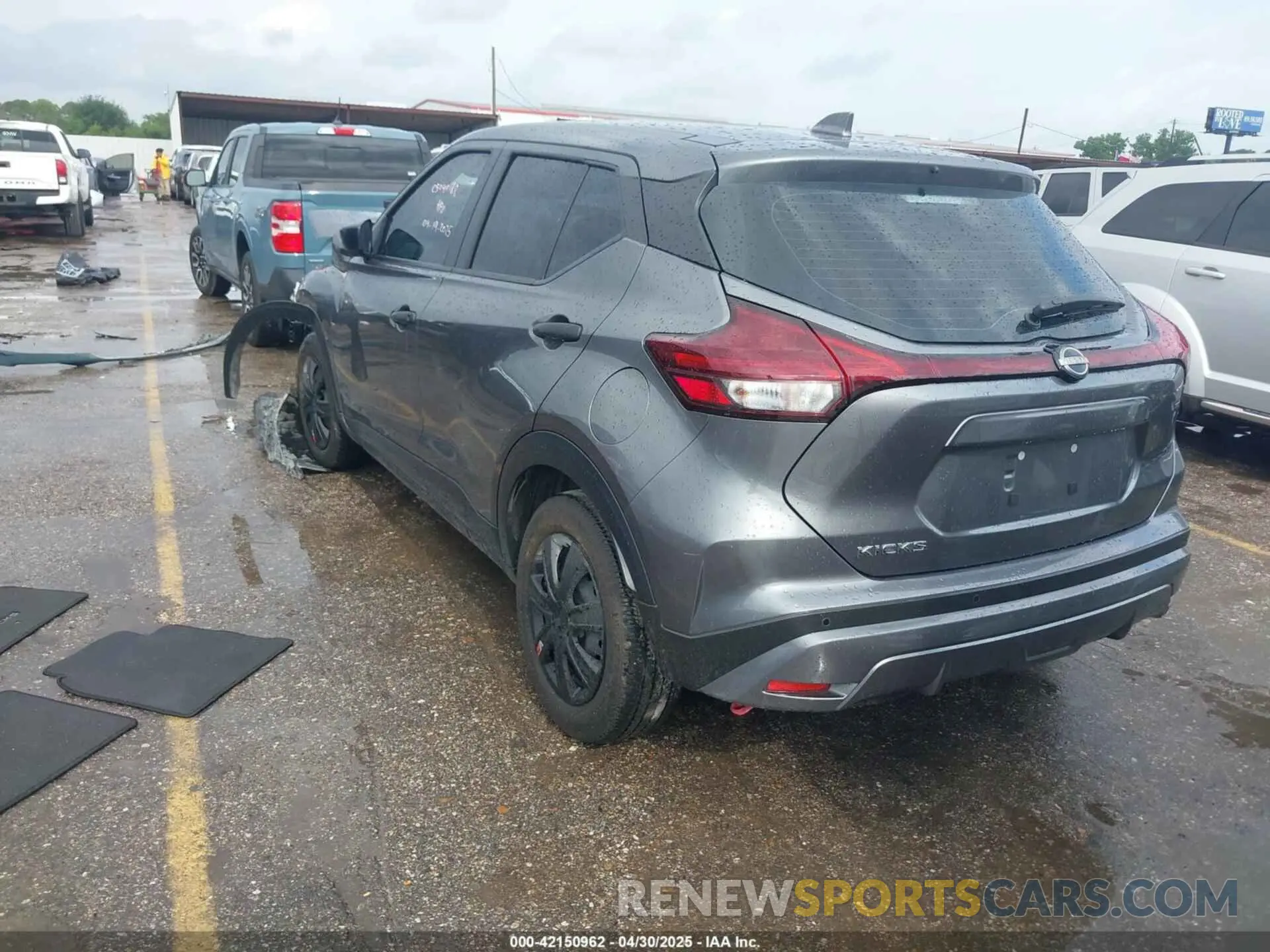 3 Photograph of a damaged car 3N1CP5BV9PL561294 NISSAN KICKS 2023