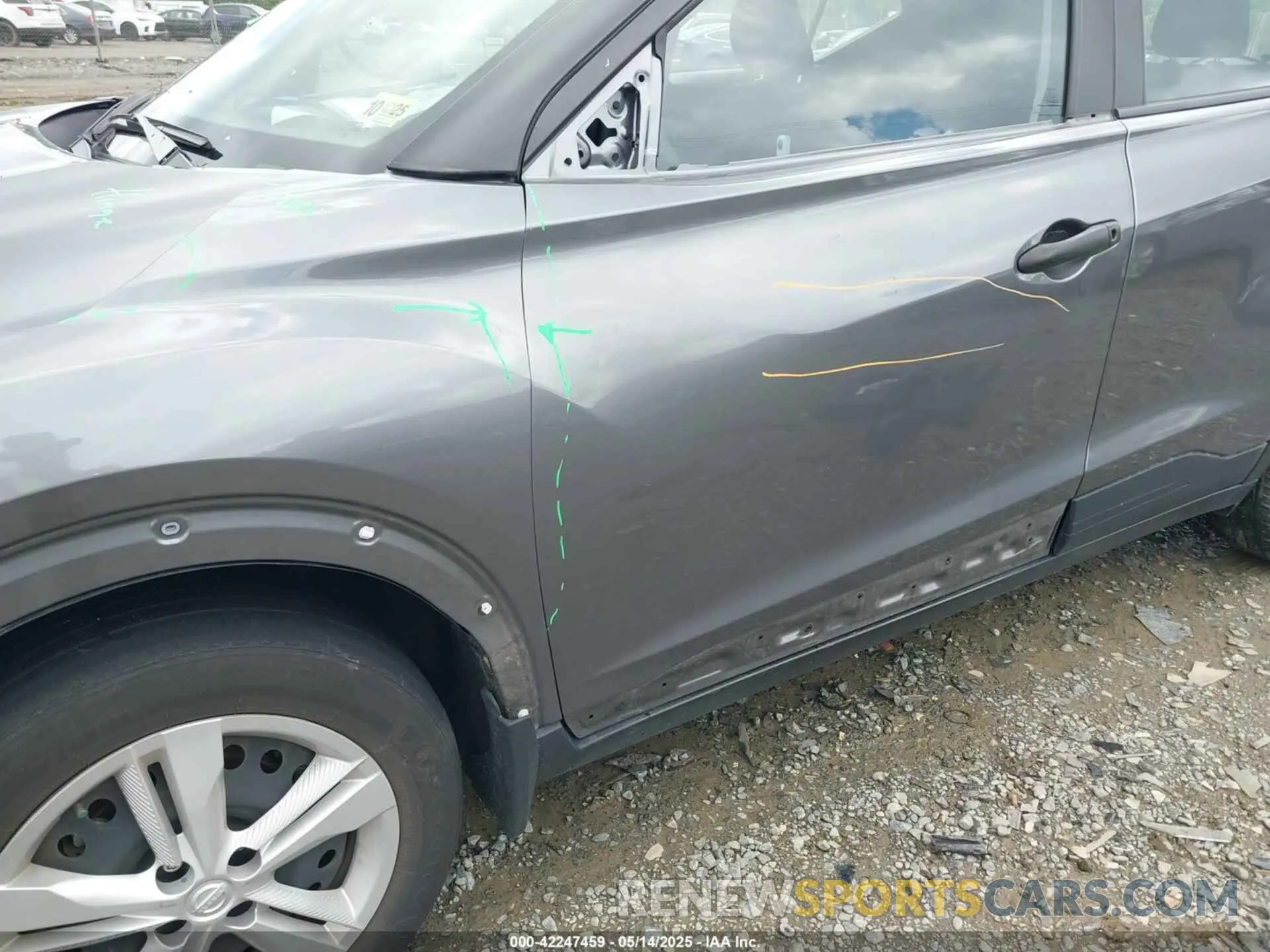 18 Photograph of a damaged car 3N1CP5BV9PL571677 NISSAN KICKS 2023
