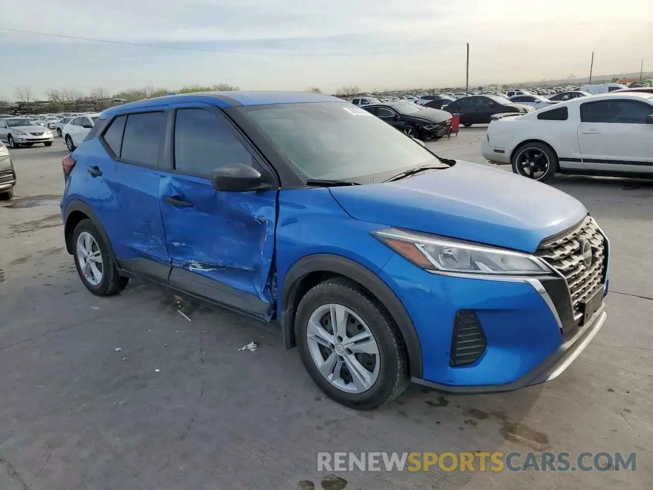 4 Photograph of a damaged car 3N1CP5BVXPL527204 NISSAN KICKS 2023