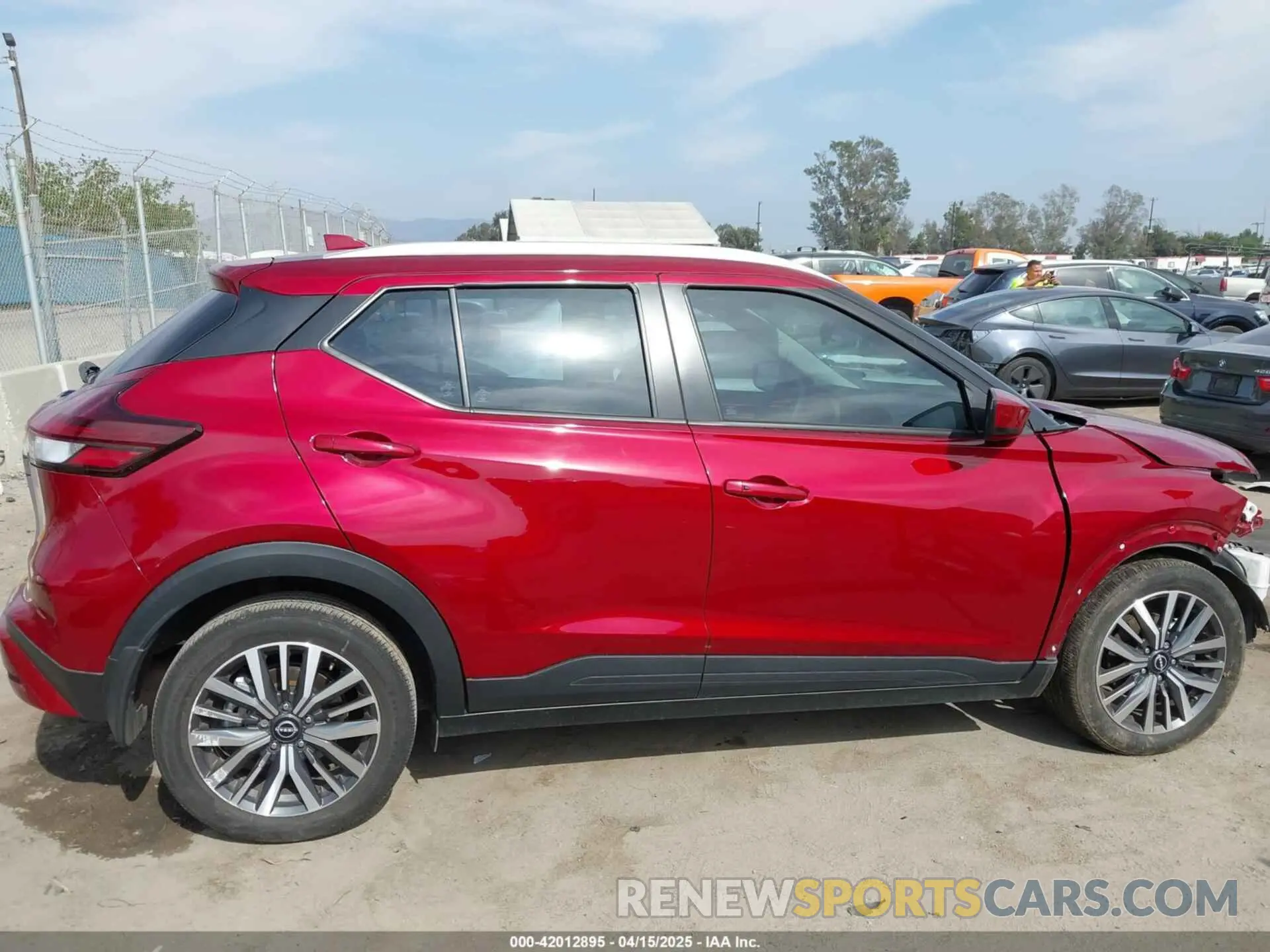 14 Photograph of a damaged car 3N1CP5CV0PL476441 NISSAN KICKS 2023