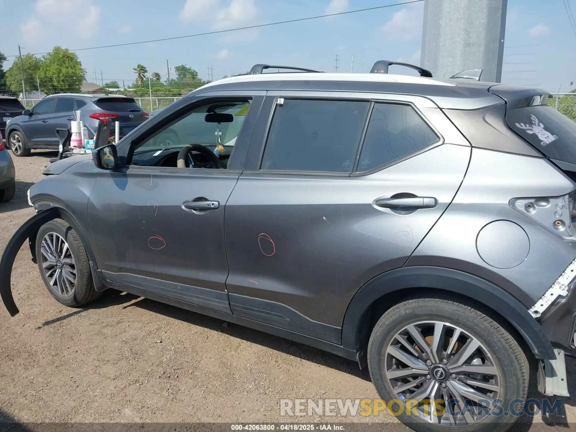 14 Photograph of a damaged car 3N1CP5CV0PL507073 NISSAN KICKS 2023