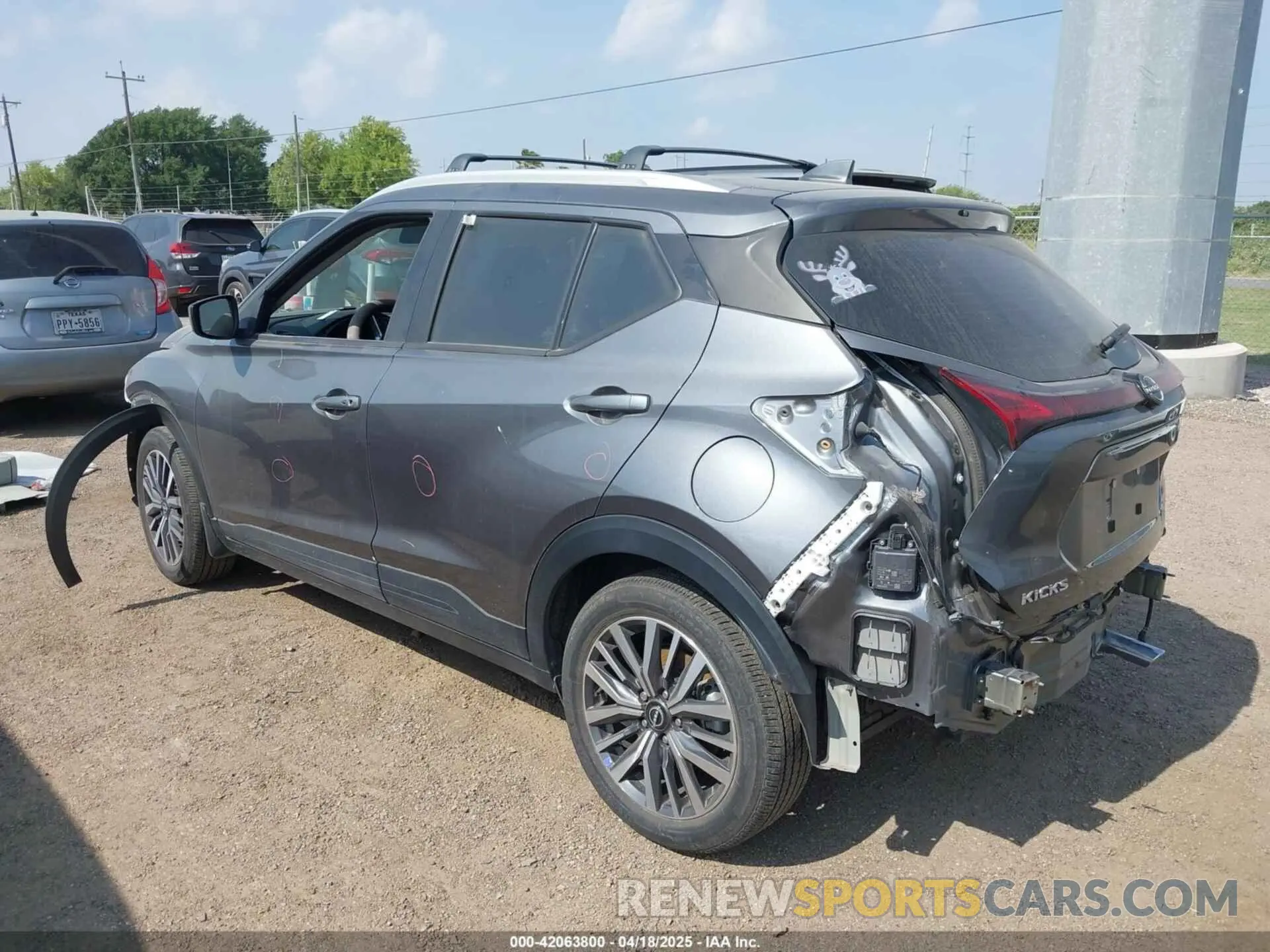 3 Photograph of a damaged car 3N1CP5CV0PL507073 NISSAN KICKS 2023