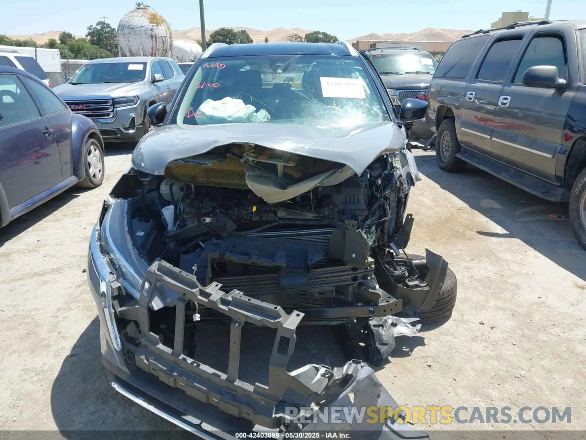 13 Photograph of a damaged car 3N1CP5CV0PL545306 NISSAN KICKS 2023