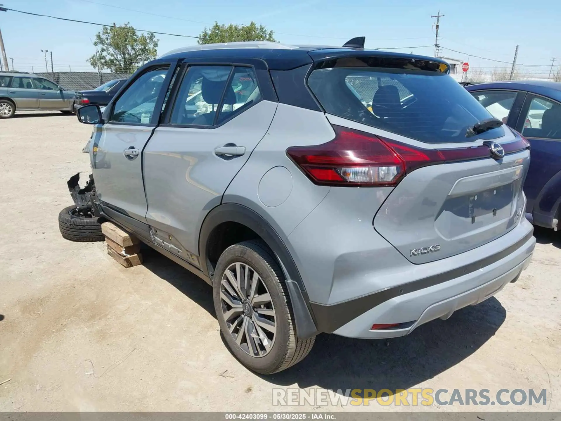 3 Photograph of a damaged car 3N1CP5CV0PL545306 NISSAN KICKS 2023