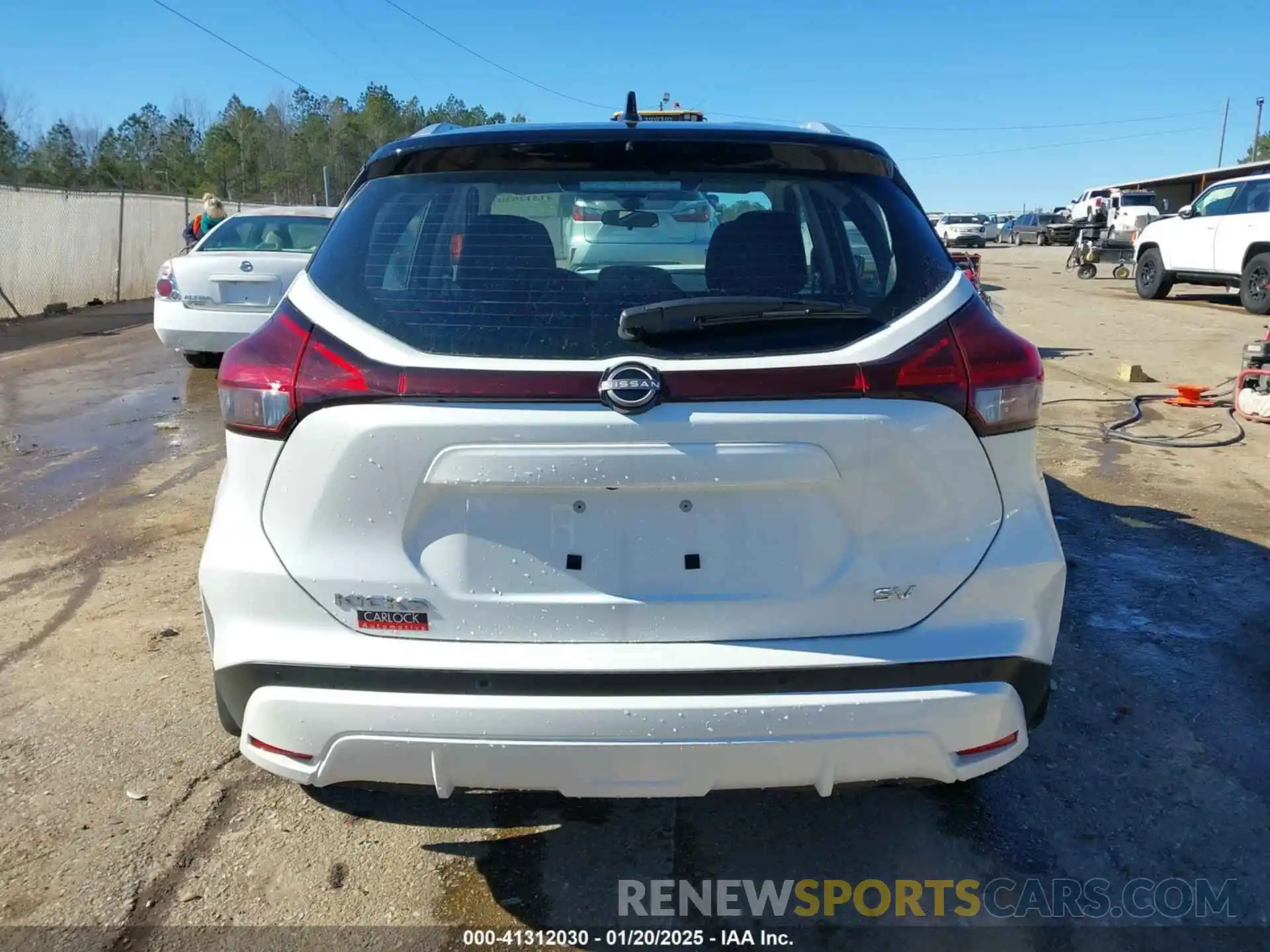 17 Photograph of a damaged car 3N1CP5CV0PL555463 NISSAN KICKS 2023