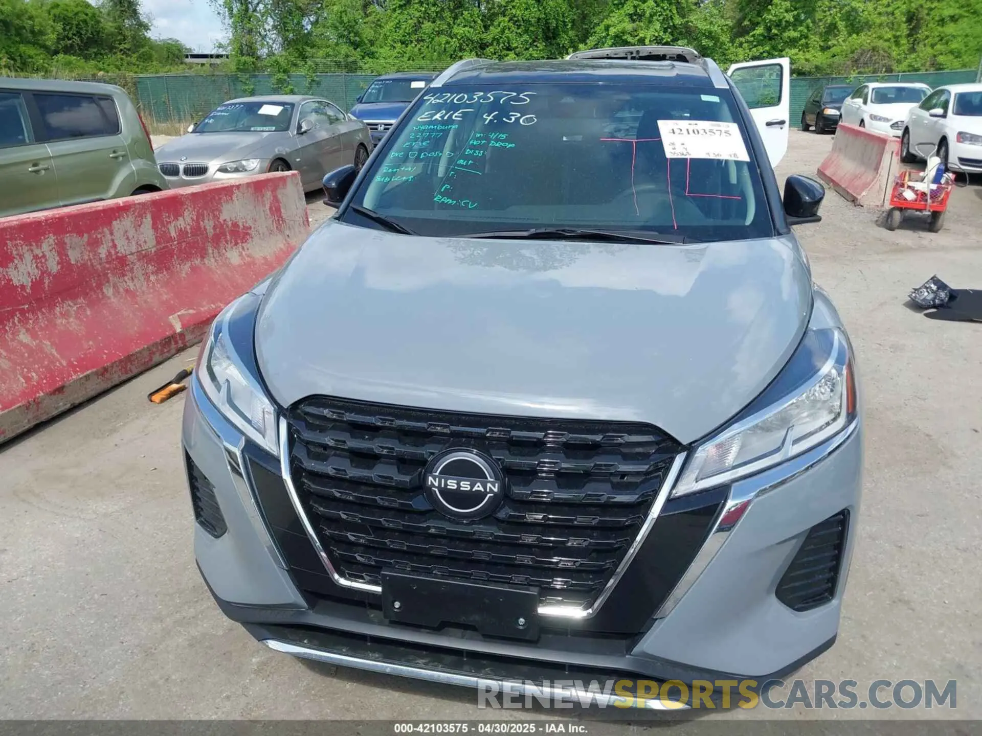 13 Photograph of a damaged car 3N1CP5CV1PL525243 NISSAN KICKS 2023