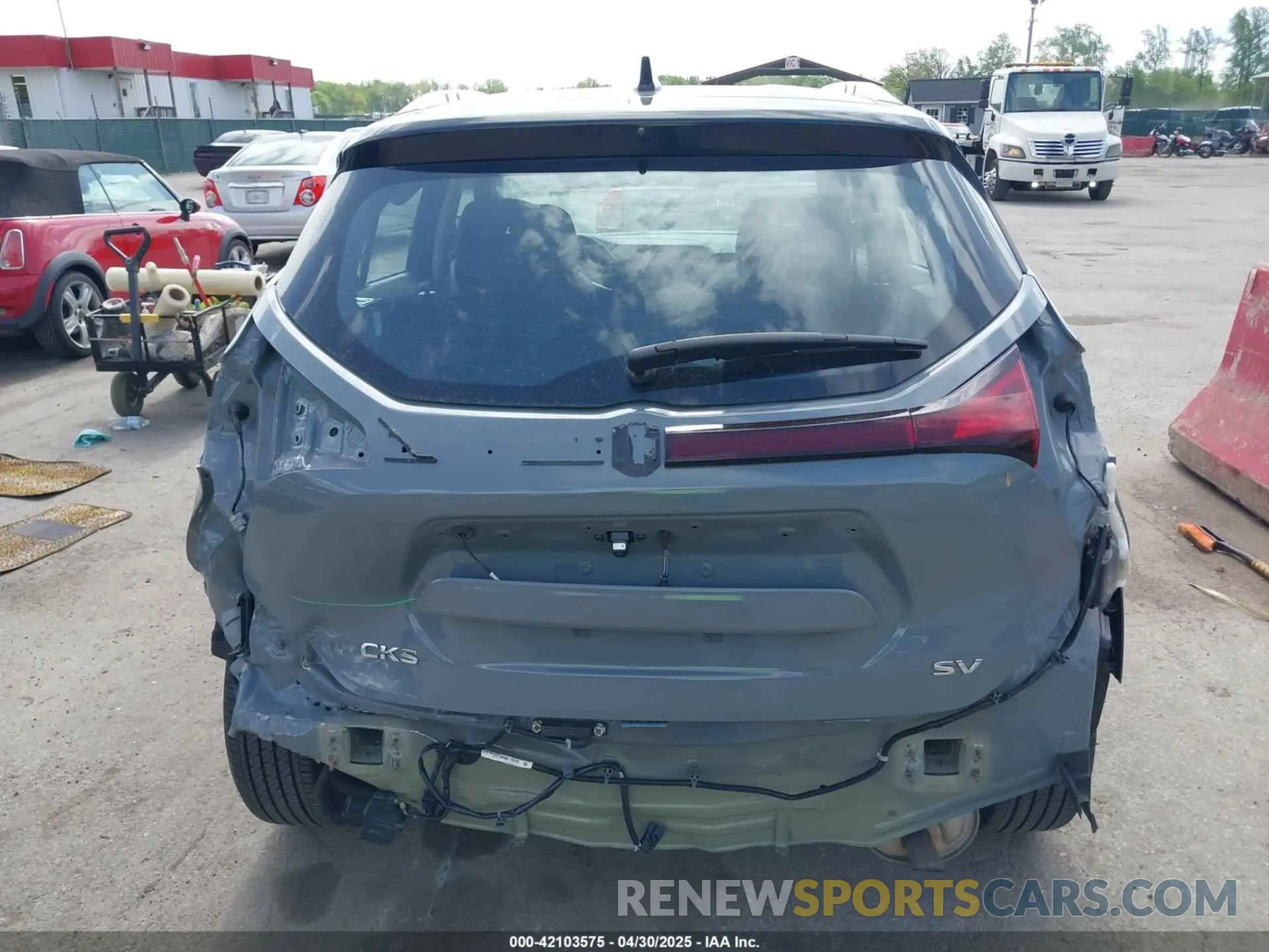 17 Photograph of a damaged car 3N1CP5CV1PL525243 NISSAN KICKS 2023