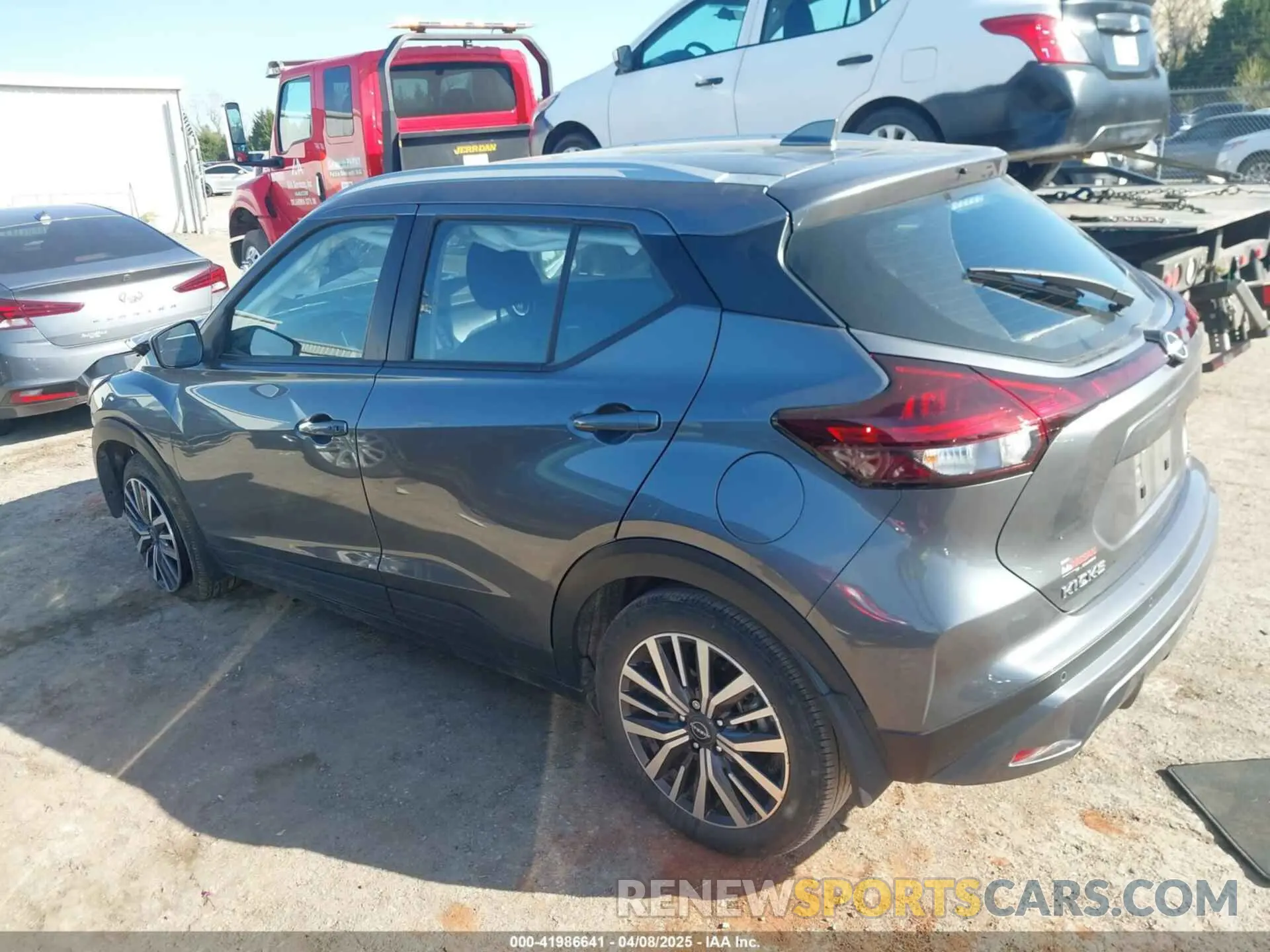 14 Photograph of a damaged car 3N1CP5CV1PL531785 NISSAN KICKS 2023