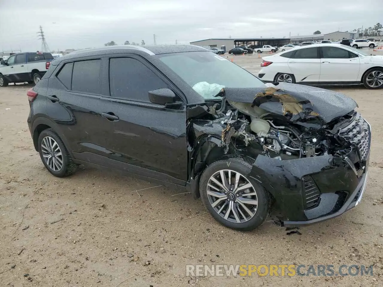 4 Photograph of a damaged car 3N1CP5CV1PL554645 NISSAN KICKS 2023