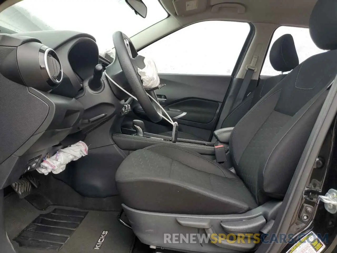 7 Photograph of a damaged car 3N1CP5CV1PL554645 NISSAN KICKS 2023