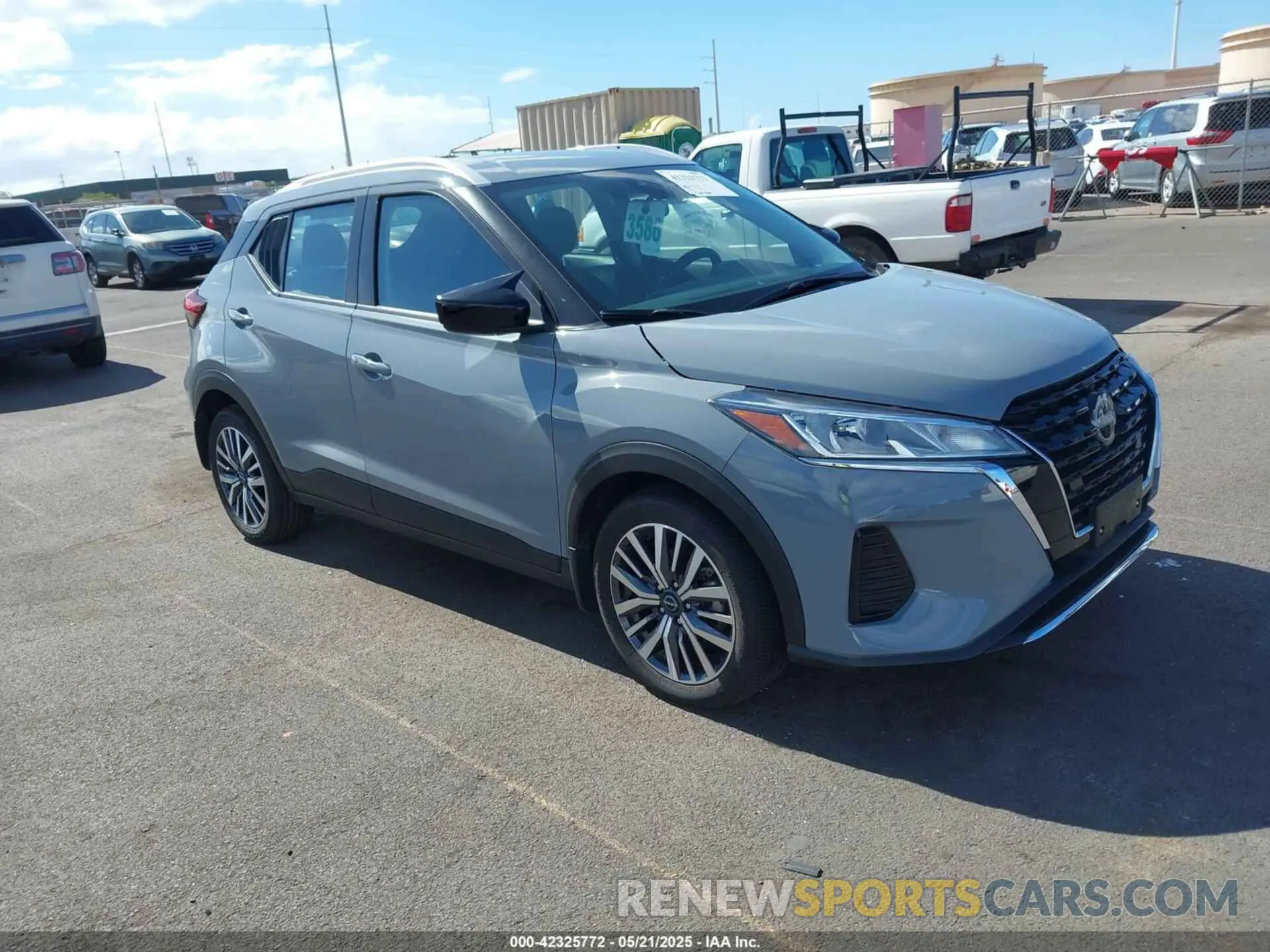 1 Photograph of a damaged car 3N1CP5CV1PL570568 NISSAN KICKS 2023