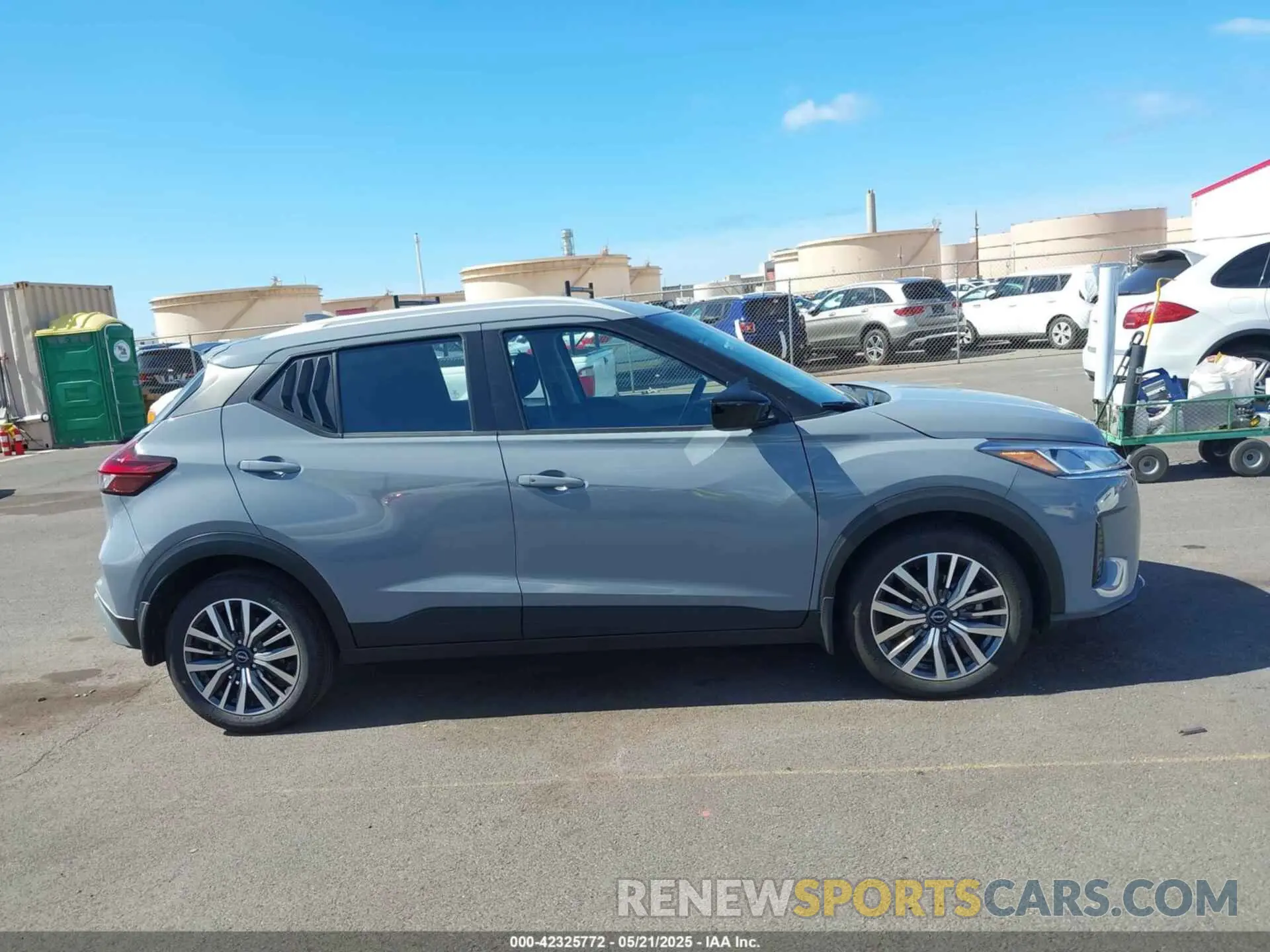 13 Photograph of a damaged car 3N1CP5CV1PL570568 NISSAN KICKS 2023