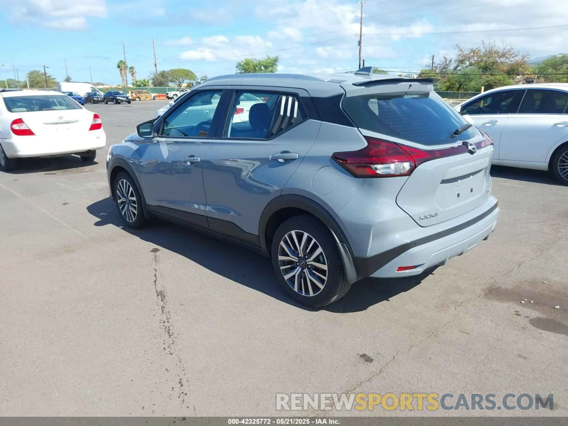 3 Photograph of a damaged car 3N1CP5CV1PL570568 NISSAN KICKS 2023