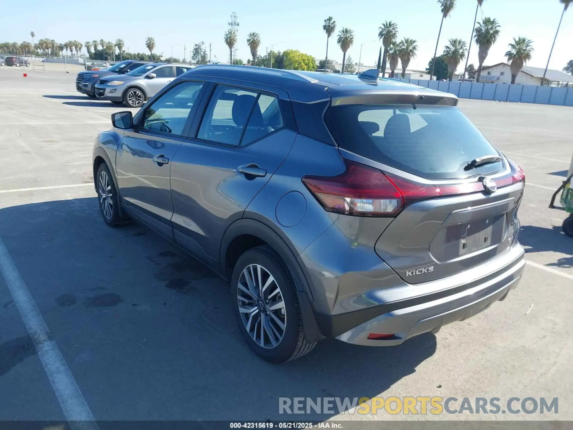 3 Photograph of a damaged car 3N1CP5CV2PL500240 NISSAN KICKS 2023