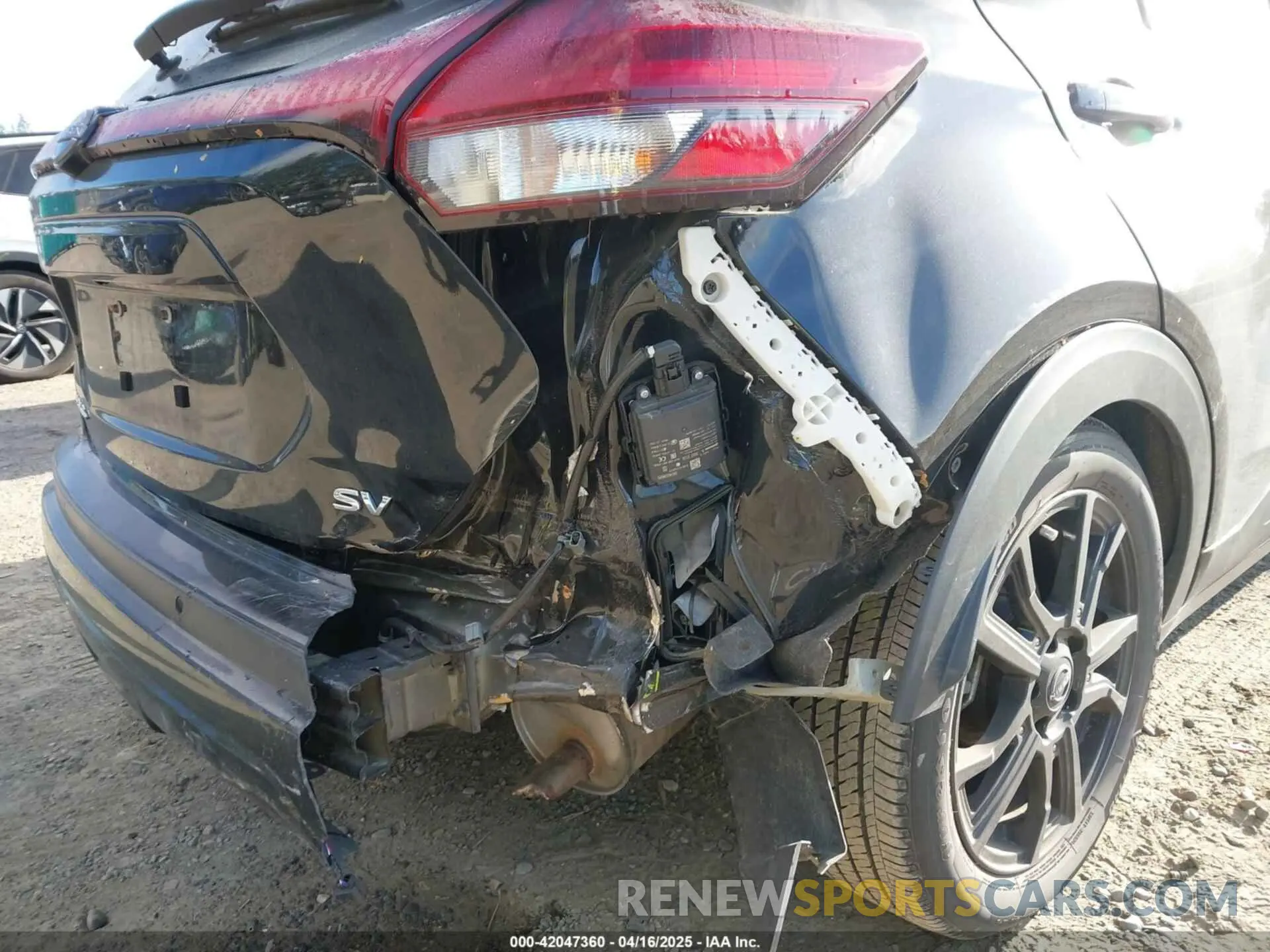 6 Photograph of a damaged car 3N1CP5CV2PL521234 NISSAN KICKS 2023