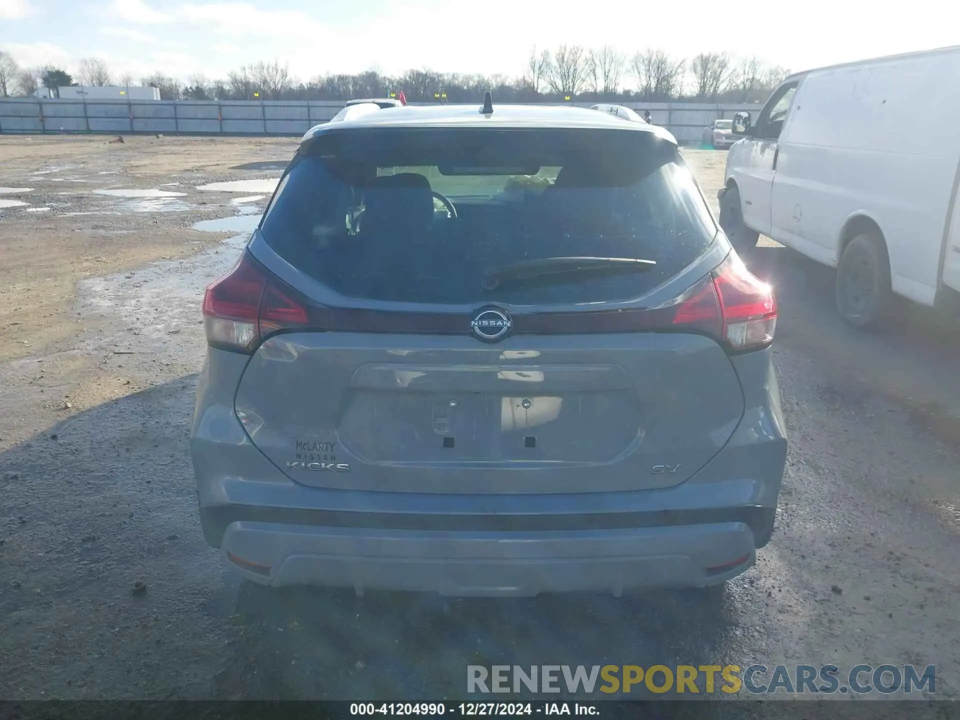 16 Photograph of a damaged car 3N1CP5CV3PL470164 NISSAN KICKS 2023