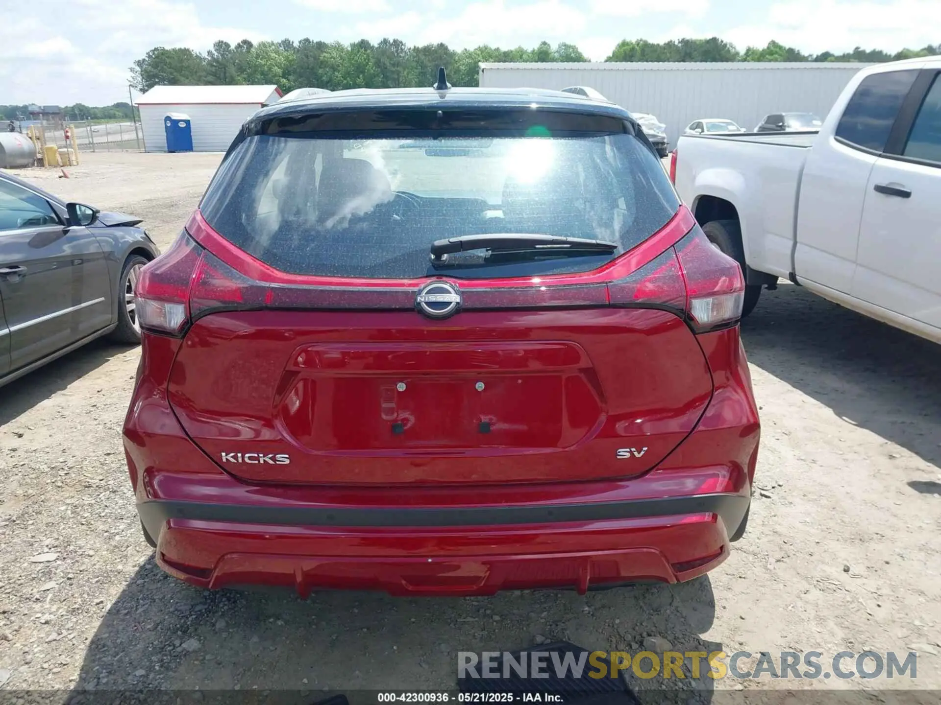 16 Photograph of a damaged car 3N1CP5CV3PL482704 NISSAN KICKS 2023
