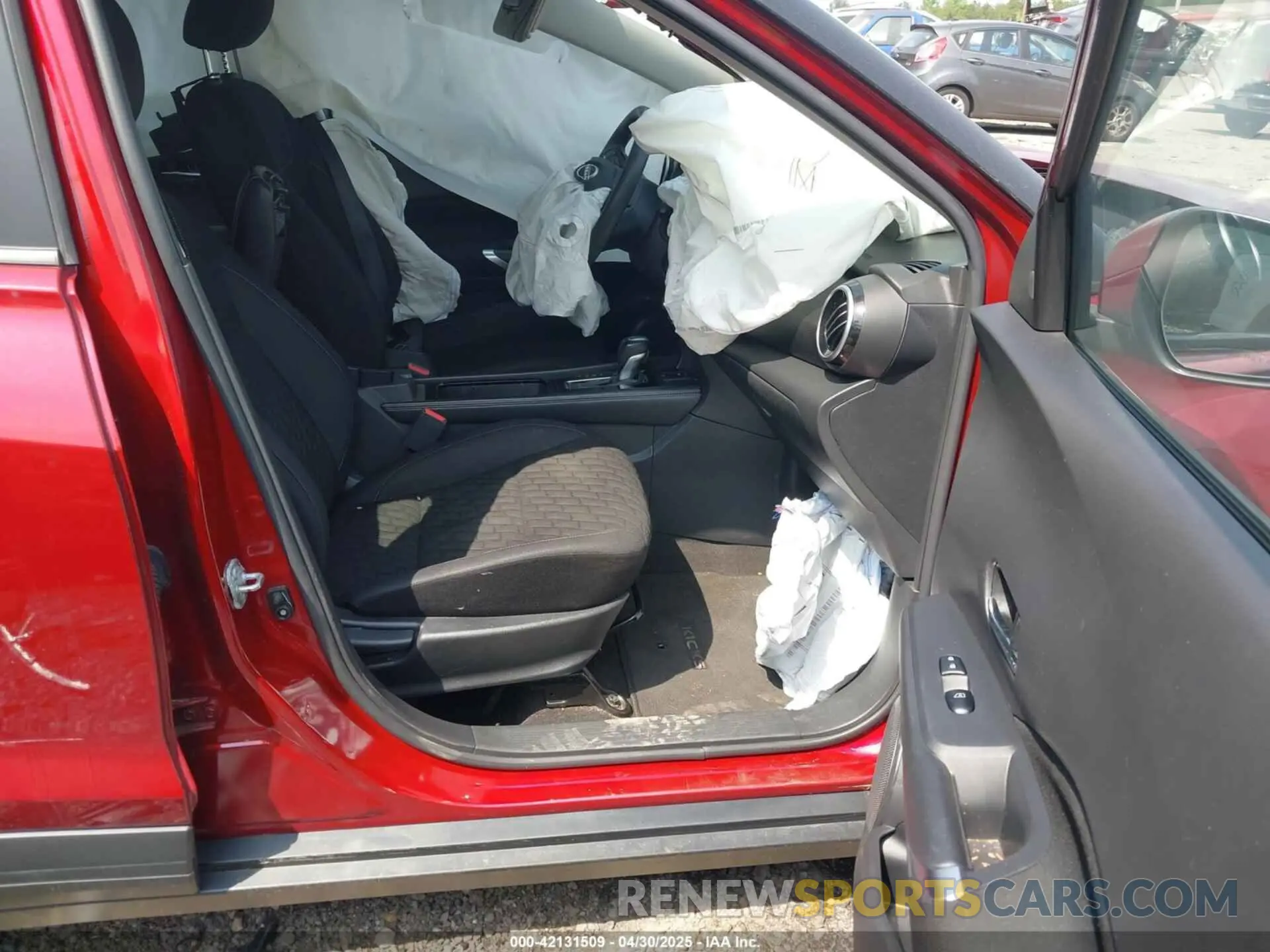 5 Photograph of a damaged car 3N1CP5CV3PL497834 NISSAN KICKS 2023