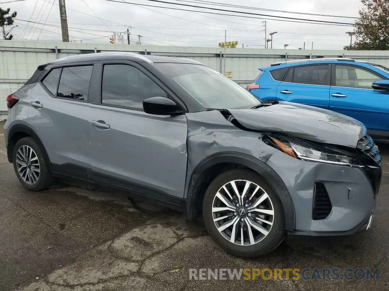 4 Photograph of a damaged car 3N1CP5CV3PL503616 NISSAN KICKS 2023