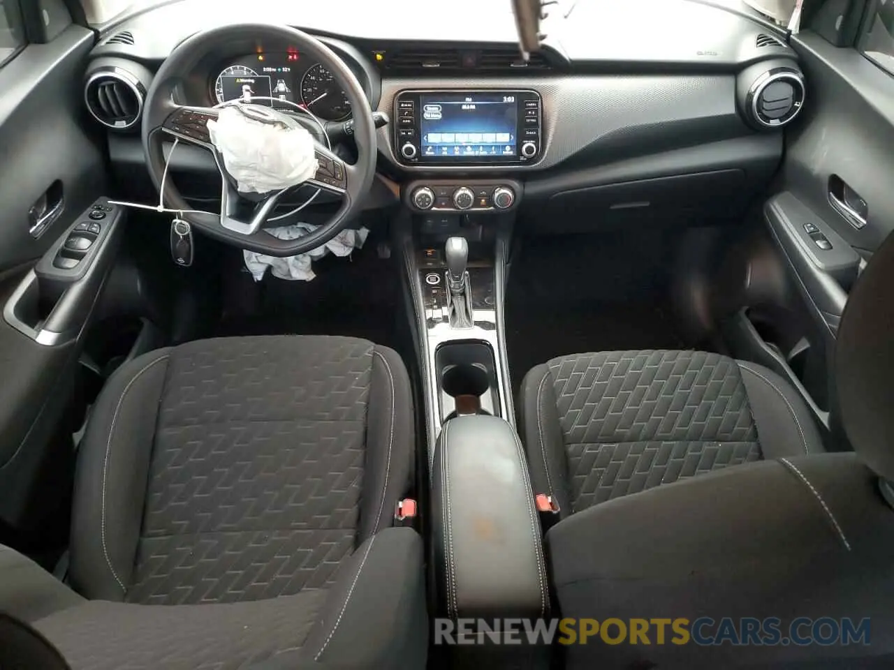 8 Photograph of a damaged car 3N1CP5CV3PL503616 NISSAN KICKS 2023