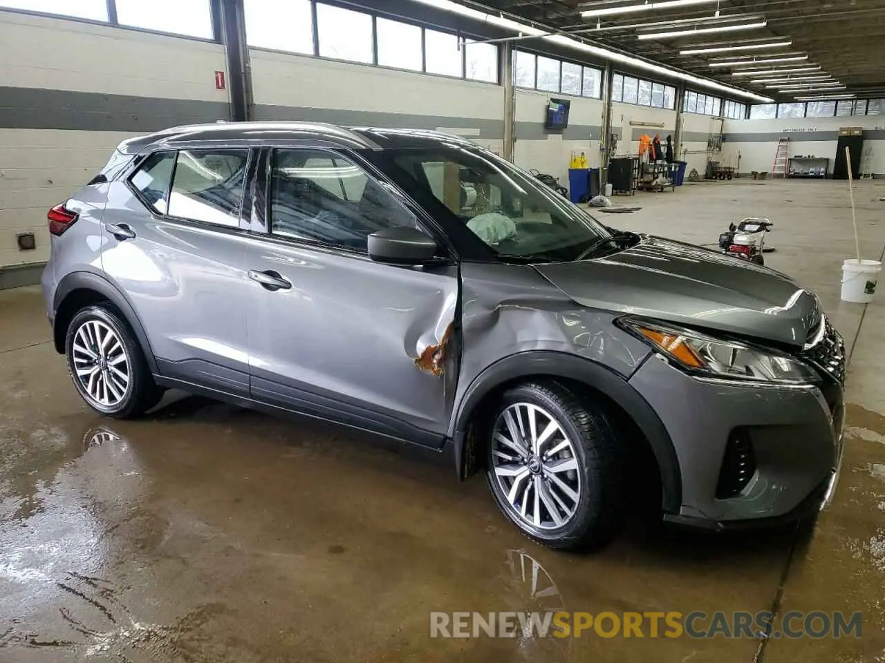 4 Photograph of a damaged car 3N1CP5CV3PL504863 NISSAN KICKS 2023