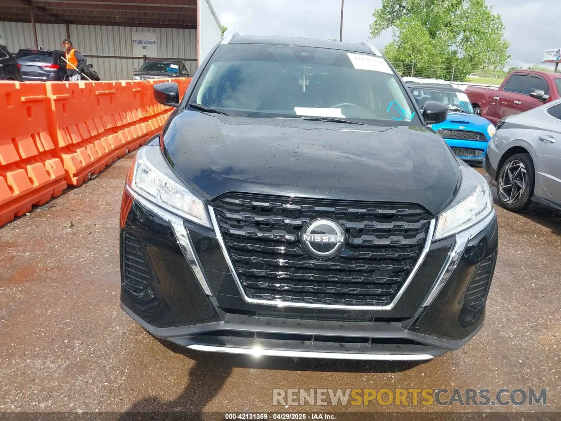 12 Photograph of a damaged car 3N1CP5CV3PL520674 NISSAN KICKS 2023
