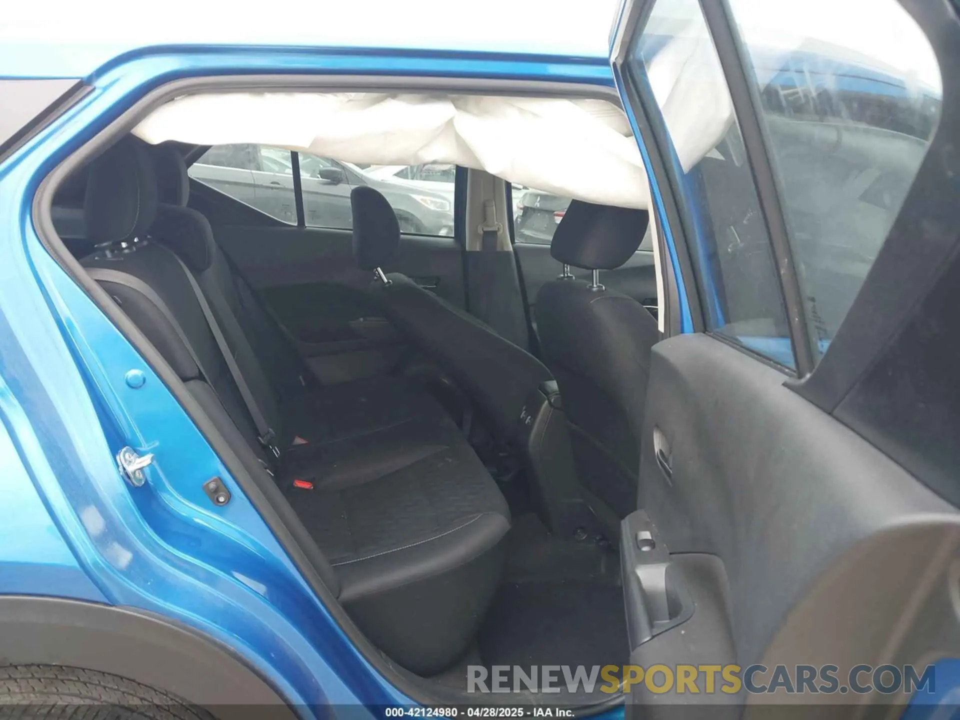 8 Photograph of a damaged car 3N1CP5CV3PL554999 NISSAN KICKS 2023