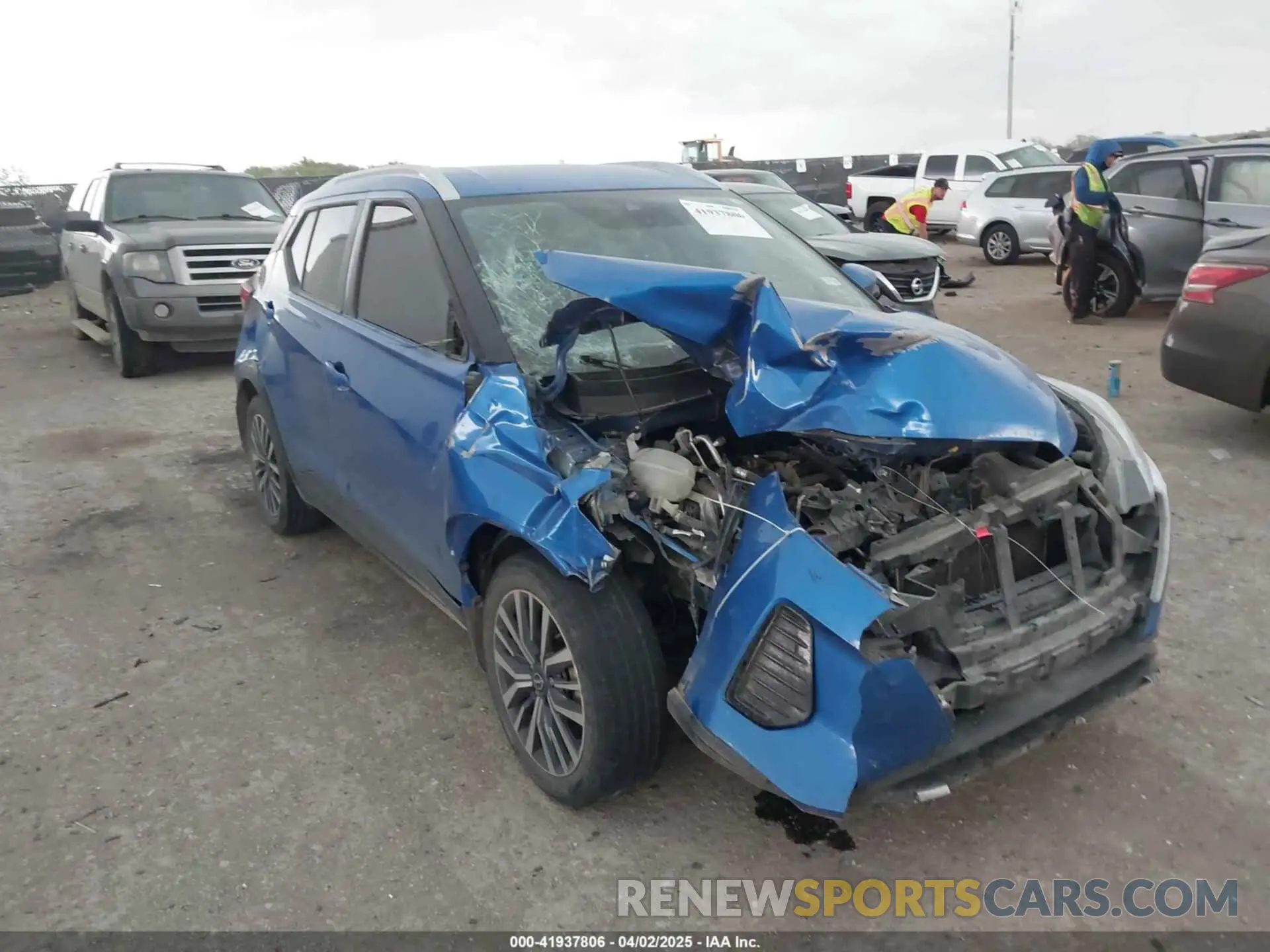 1 Photograph of a damaged car 3N1CP5CV4PL482940 NISSAN KICKS 2023