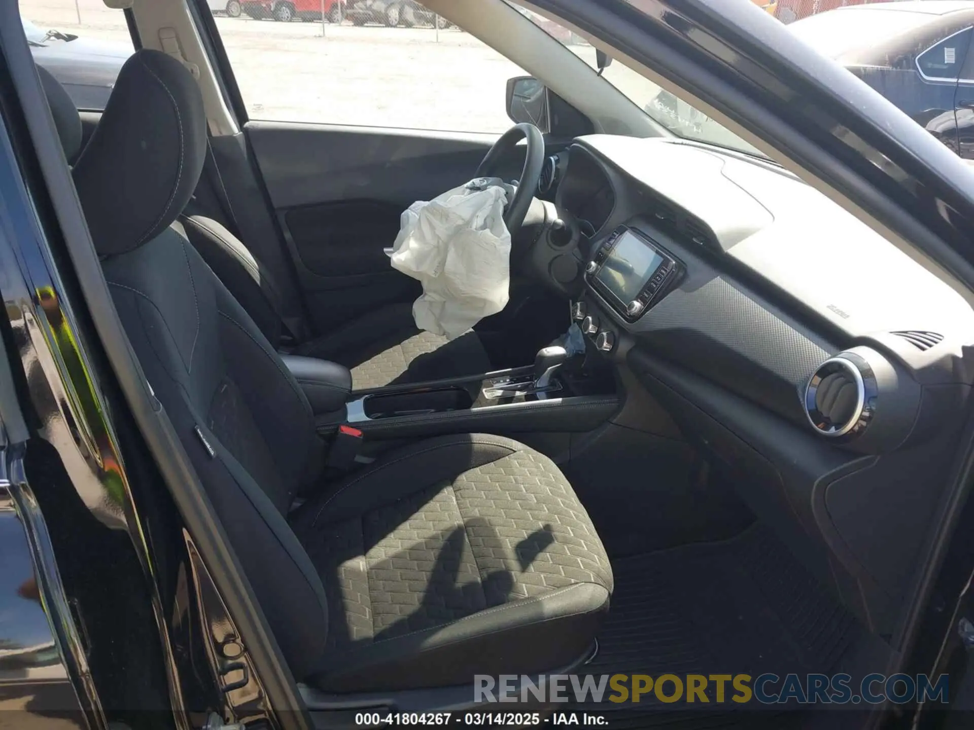 5 Photograph of a damaged car 3N1CP5CV4PL494358 NISSAN KICKS 2023