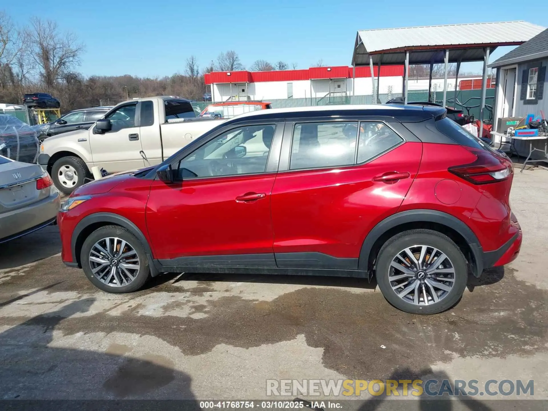 14 Photograph of a damaged car 3N1CP5CV4PL569883 NISSAN KICKS 2023