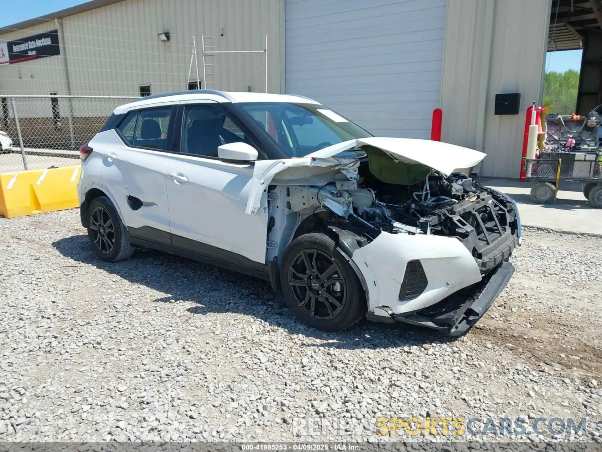 1 Photograph of a damaged car 3N1CP5CV5PL481652 NISSAN KICKS 2023