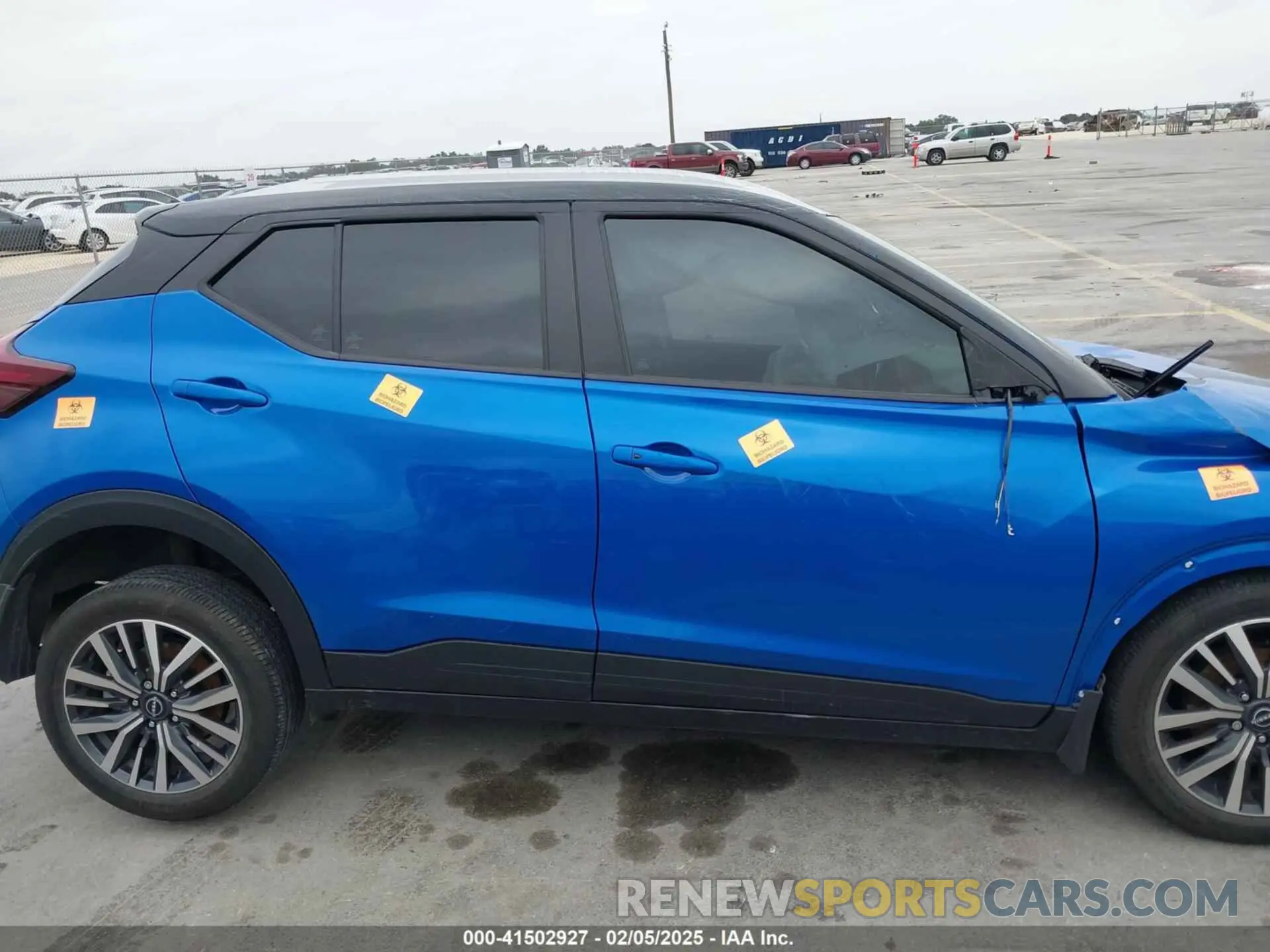 12 Photograph of a damaged car 3N1CP5CV5PL502113 NISSAN KICKS 2023