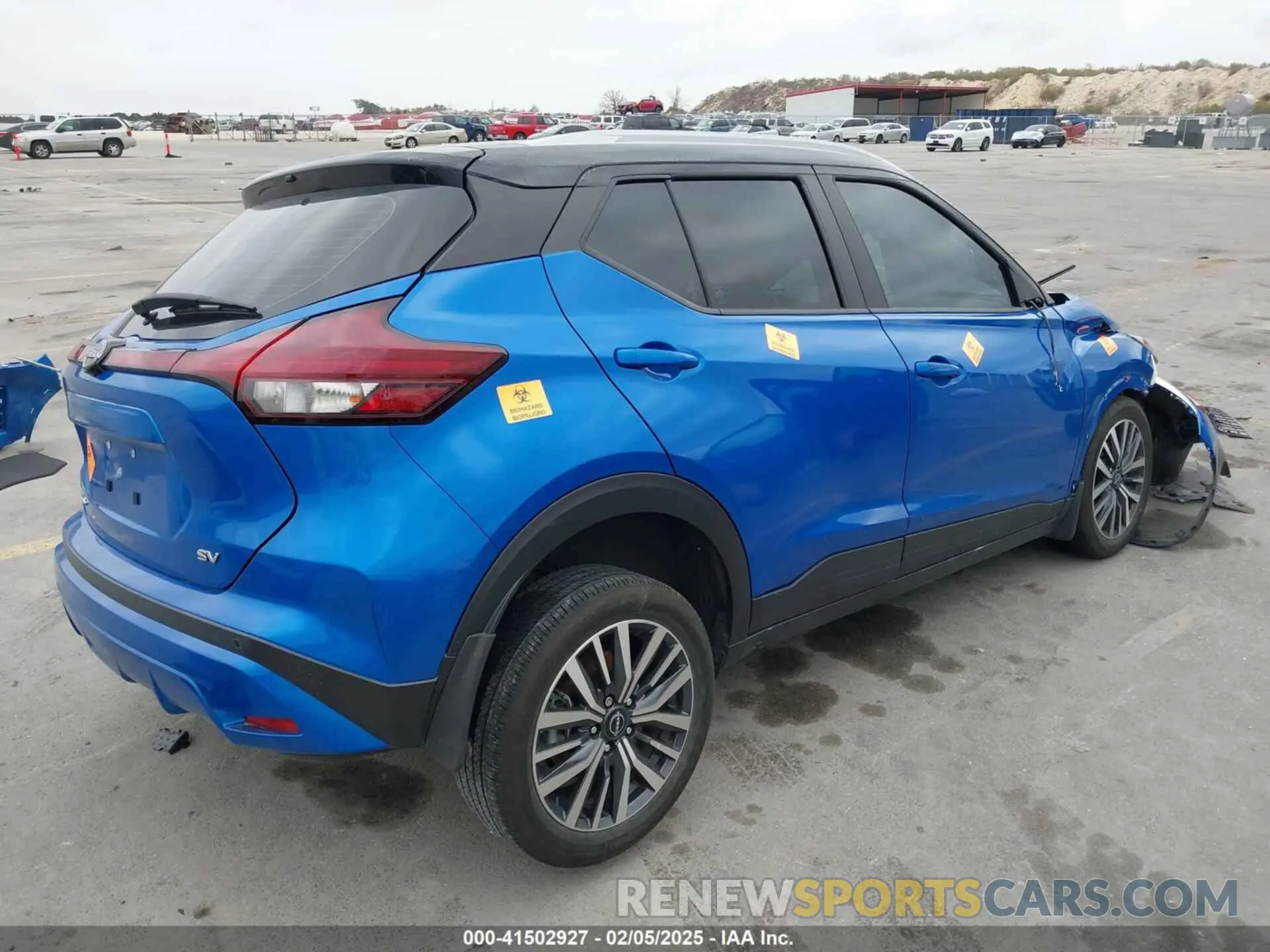 4 Photograph of a damaged car 3N1CP5CV5PL502113 NISSAN KICKS 2023