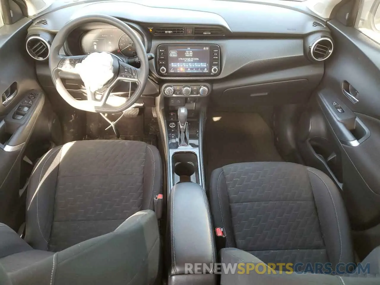 8 Photograph of a damaged car 3N1CP5CV5PL528176 NISSAN KICKS 2023